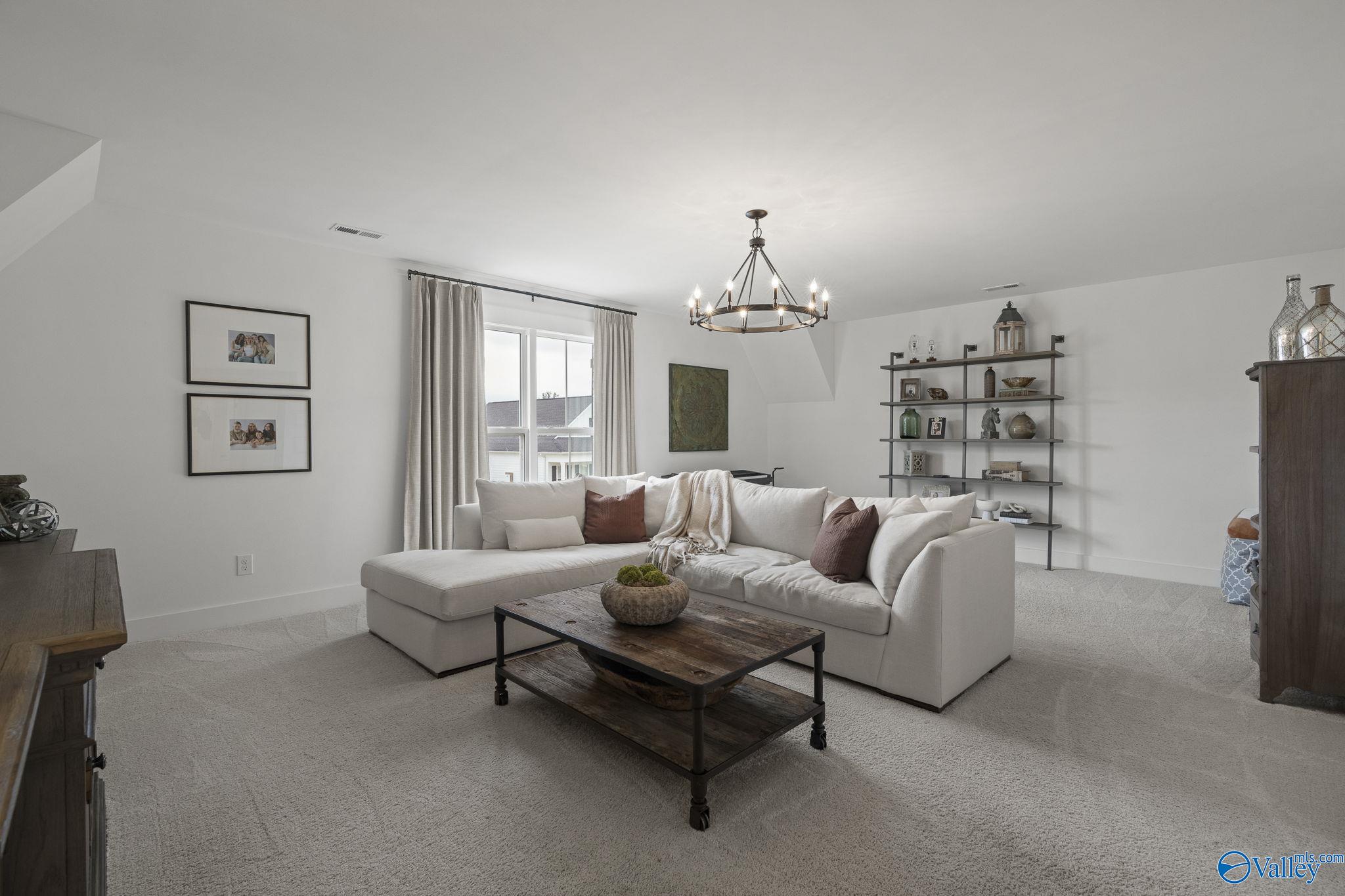 6212 Pembrook Pond Place