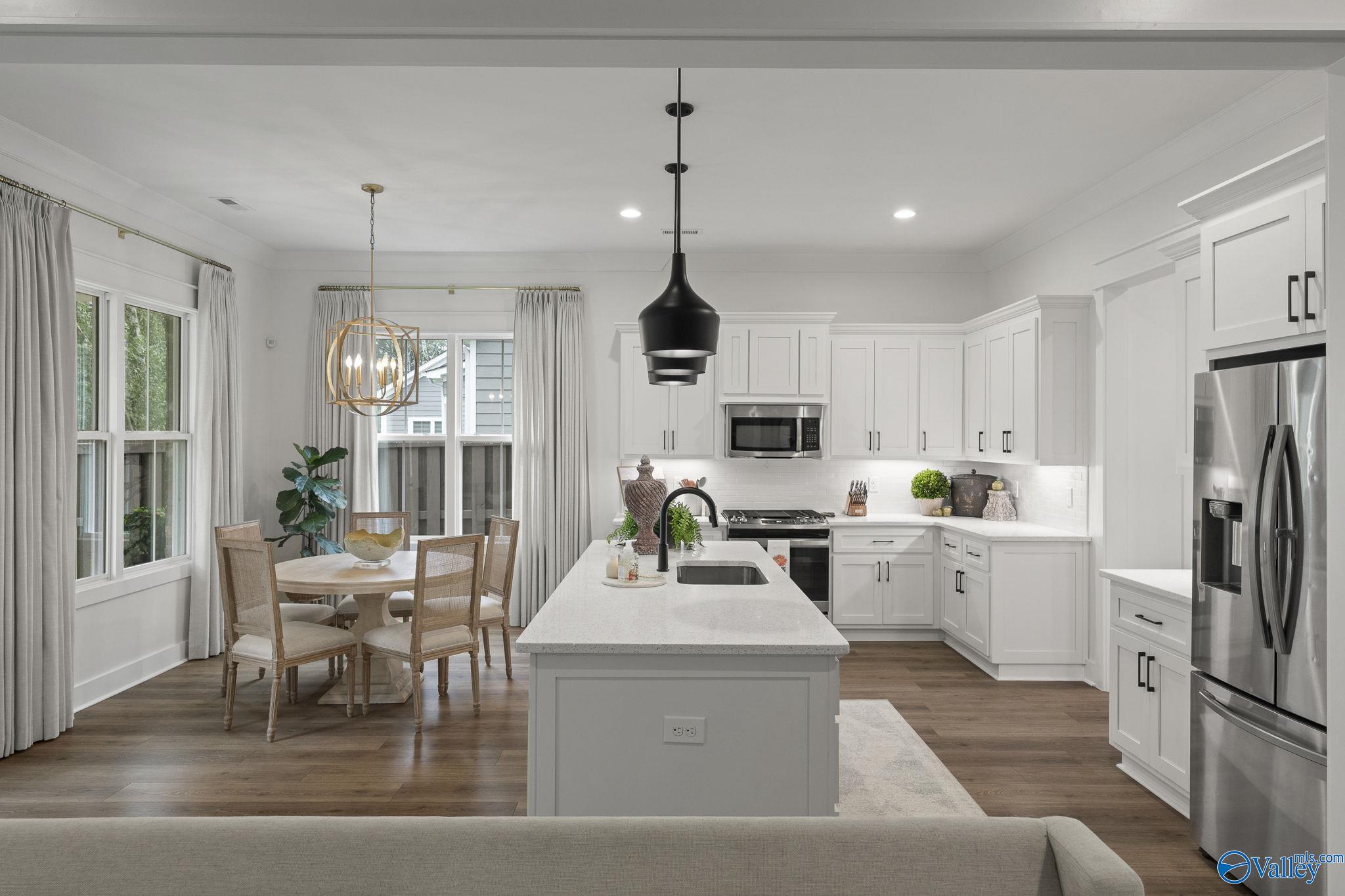 6212 Pembrook Pond Place