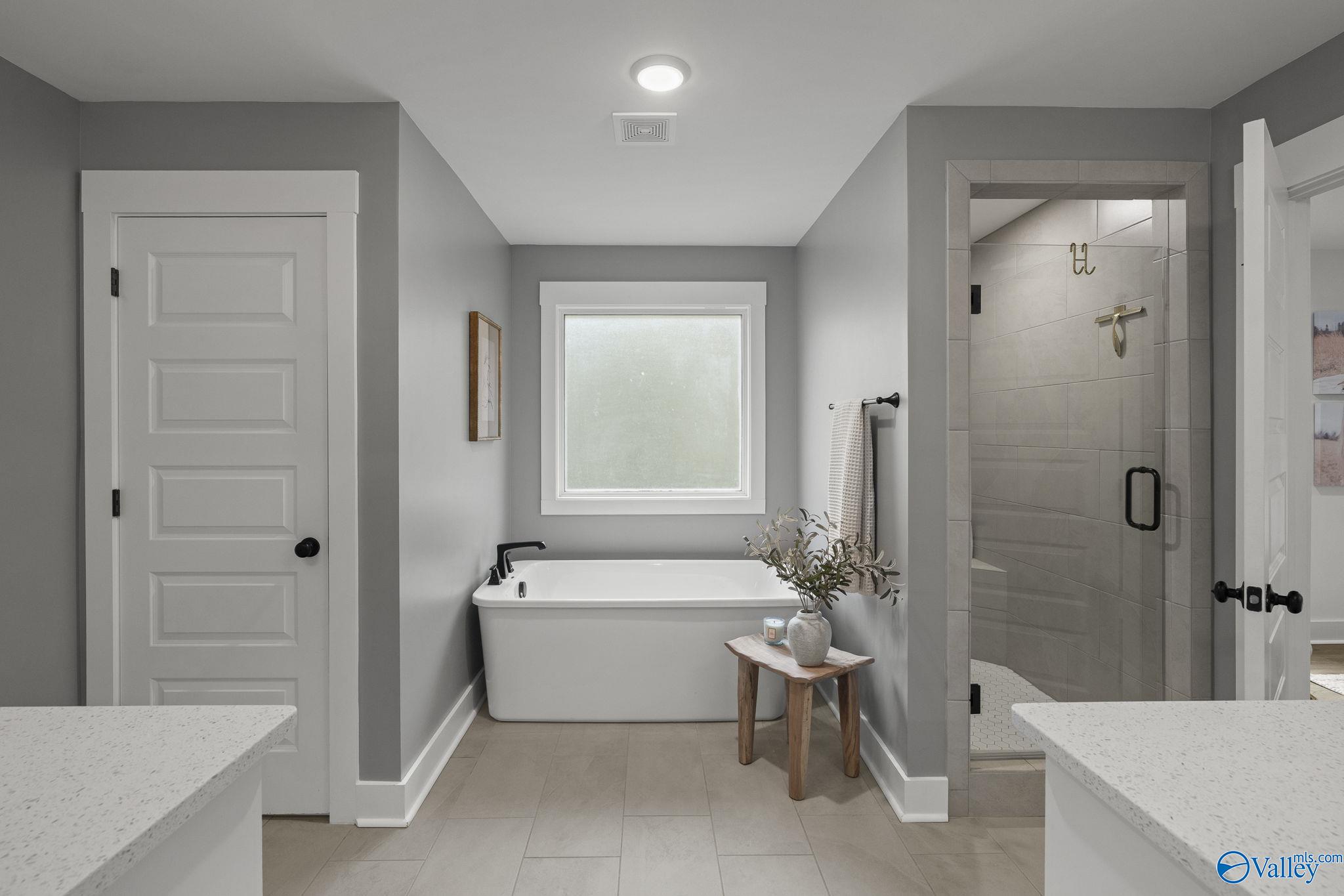 6212 Pembrook Pond Place