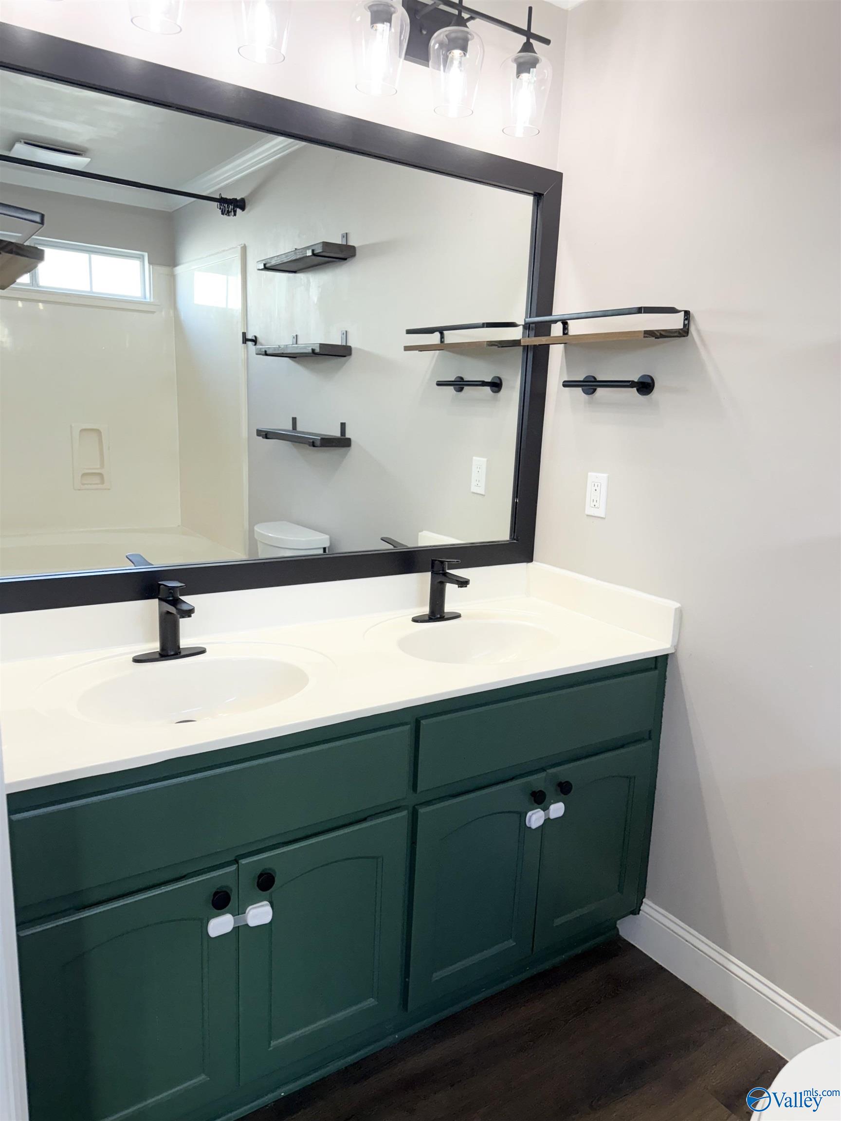 2422 Quail Ridge Lane