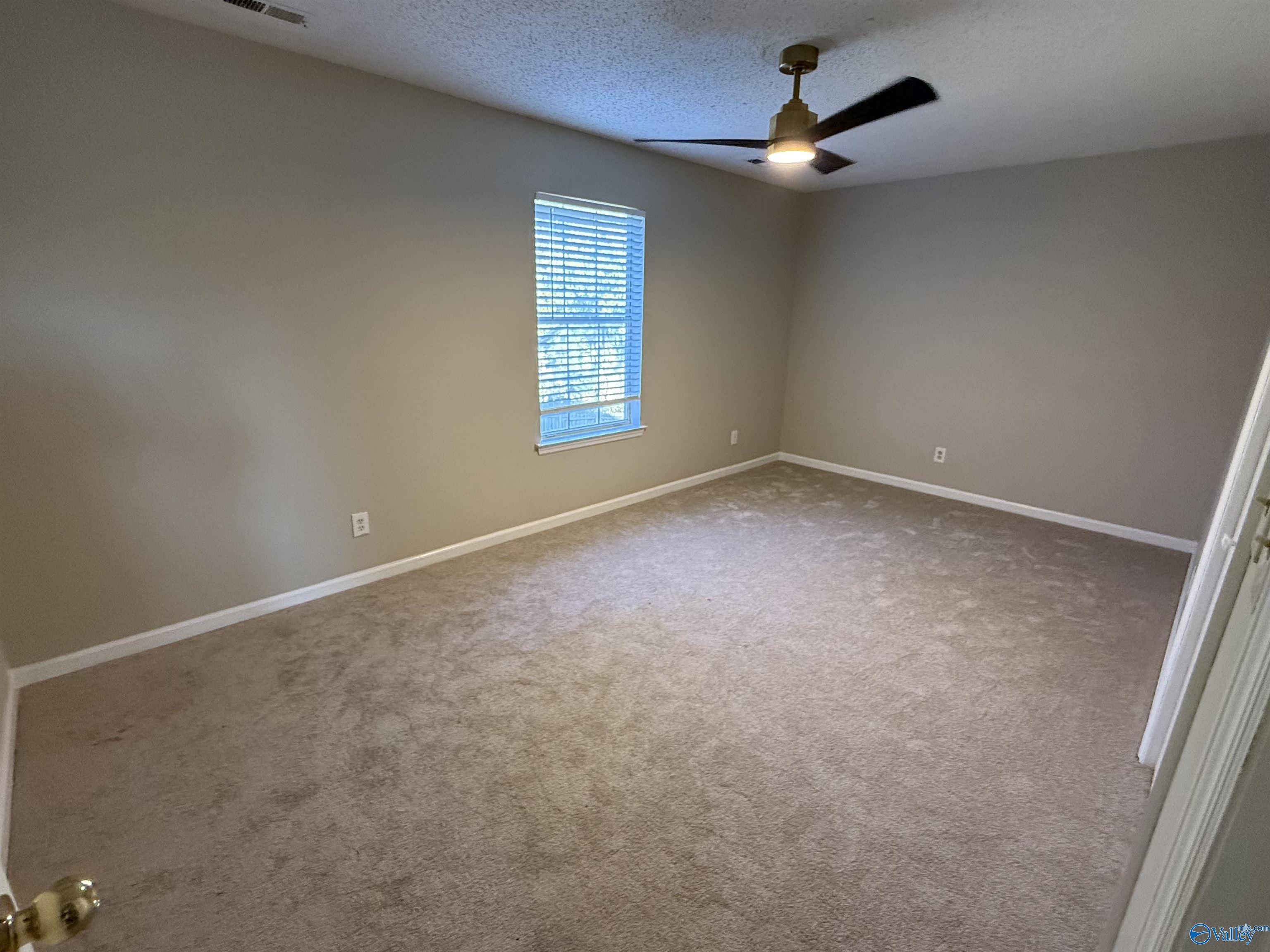 109 Highwood Court