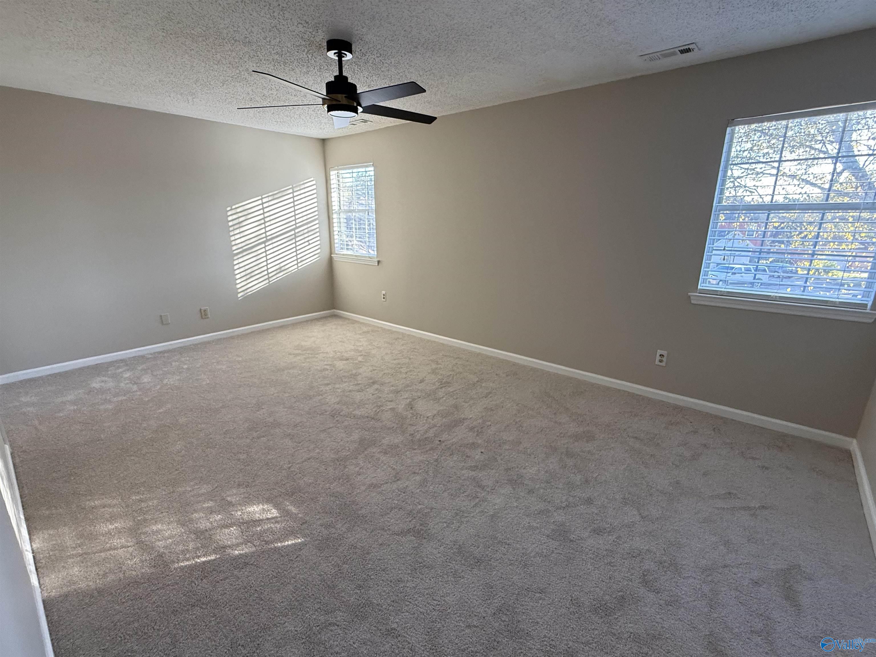 109 Highwood Court