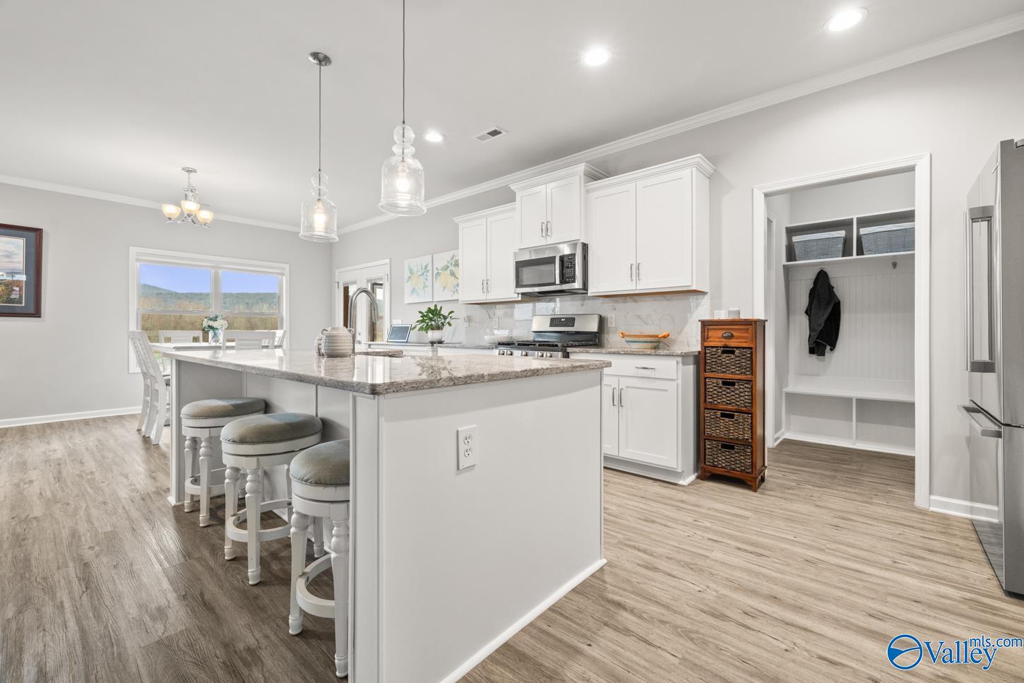 16323 Trestle Street