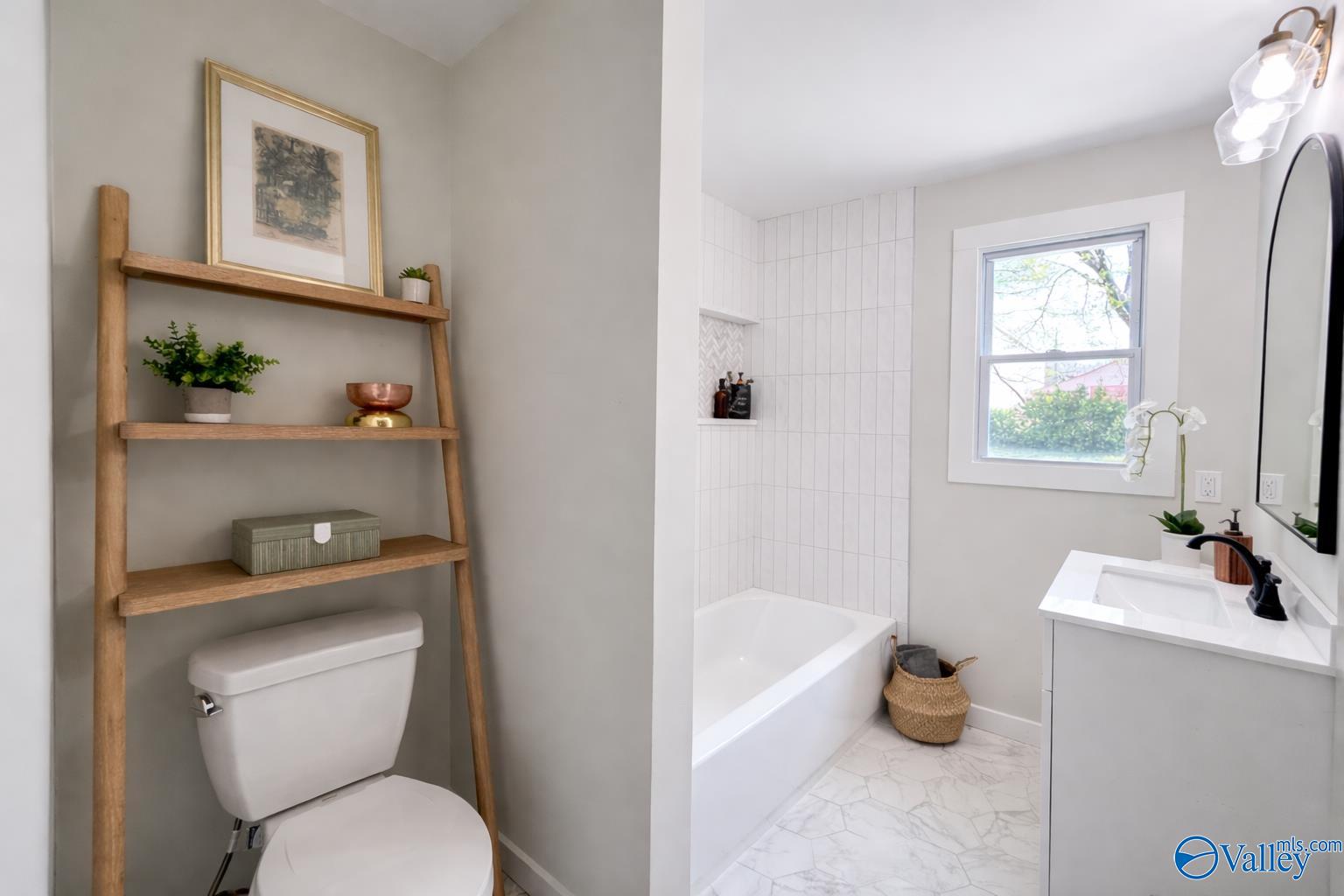 412 Greenacres Drive