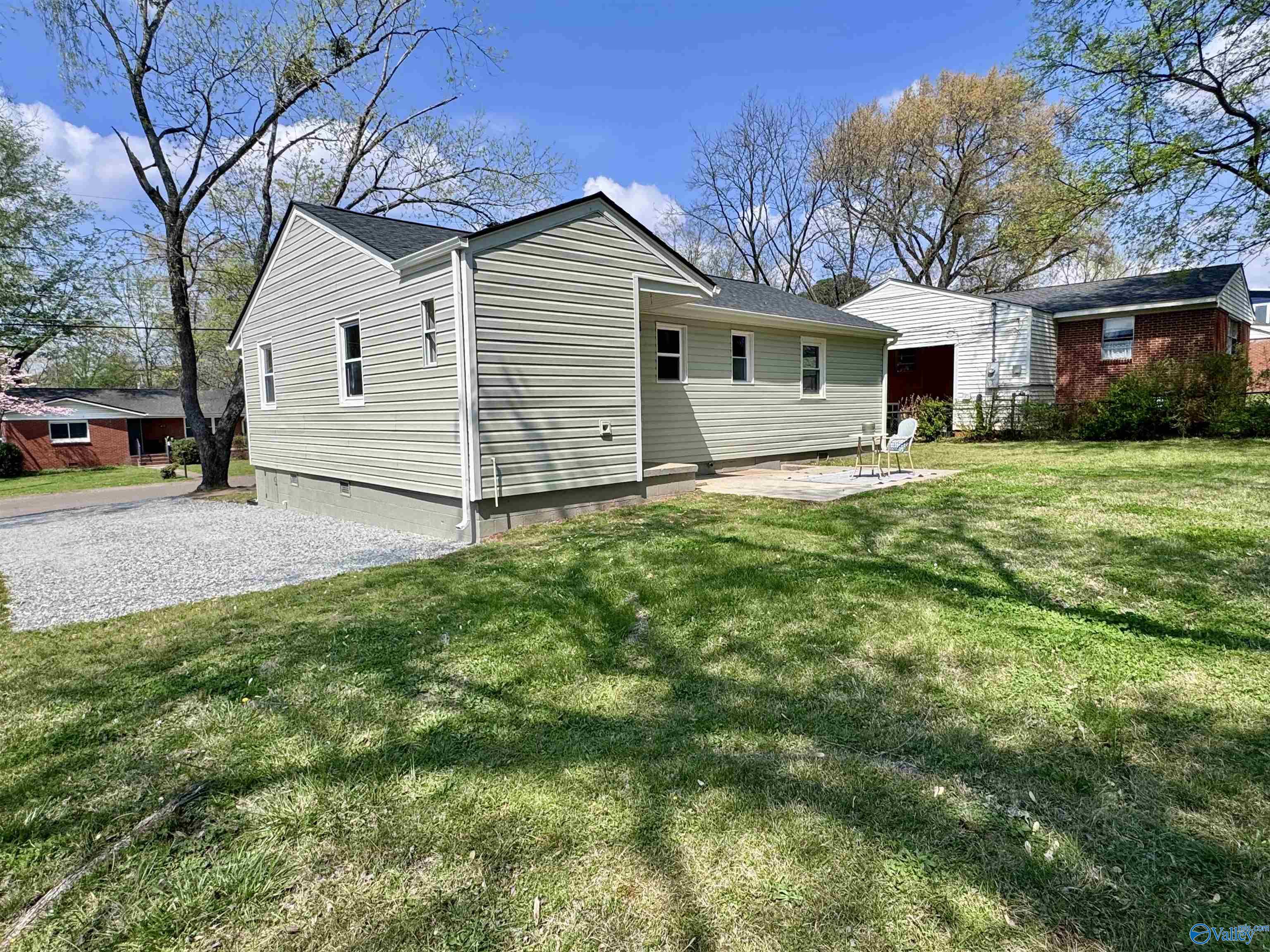 412 Greenacres Drive