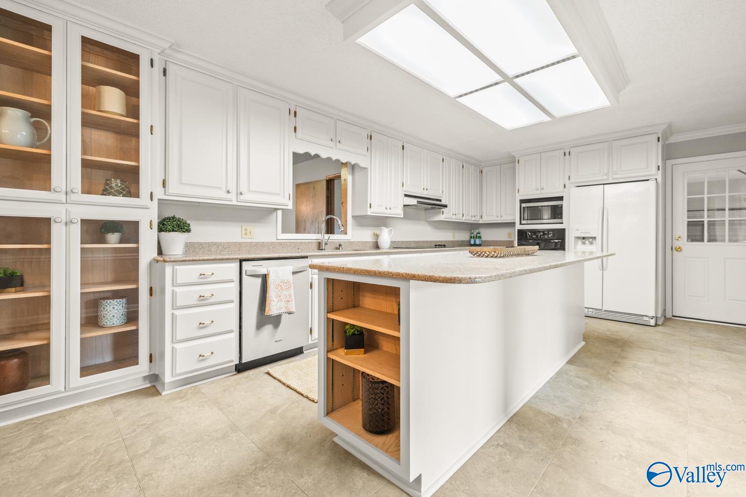 2100 Southpark Boulevard SW