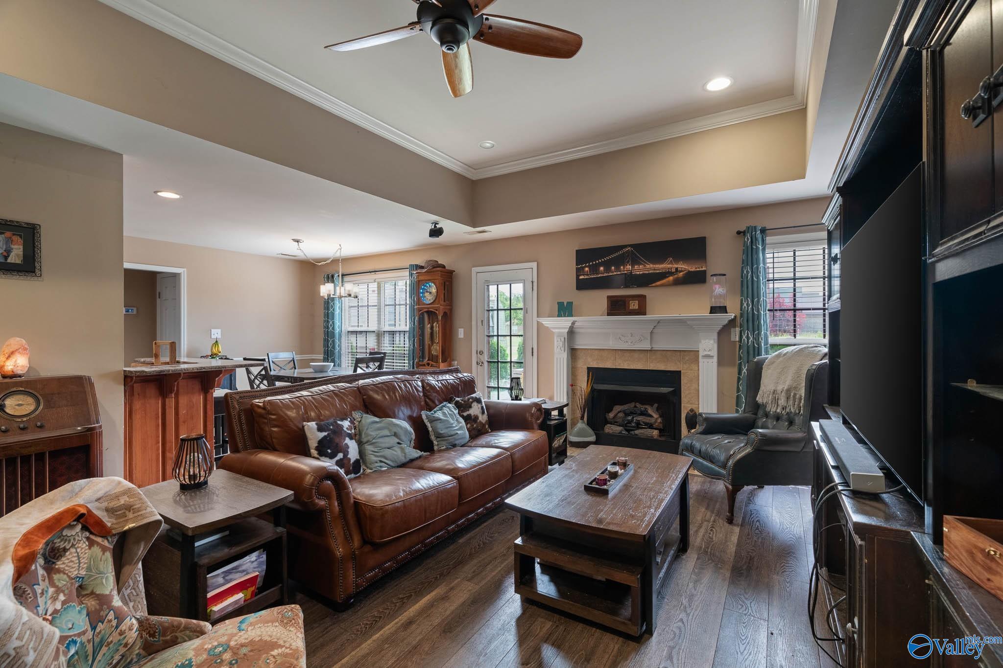 100 Wind Stone Drive