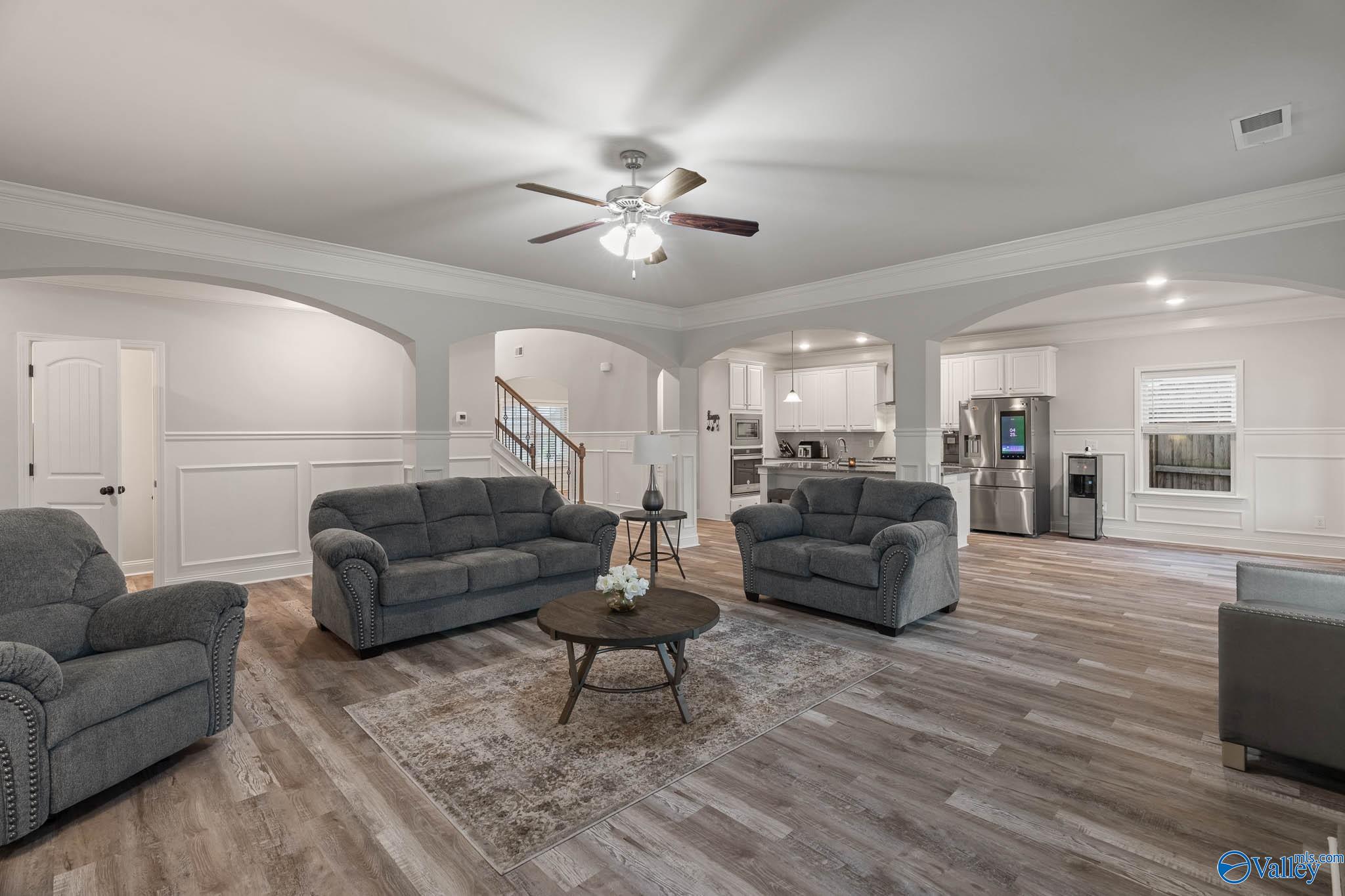 110 Bridgemill Avenue