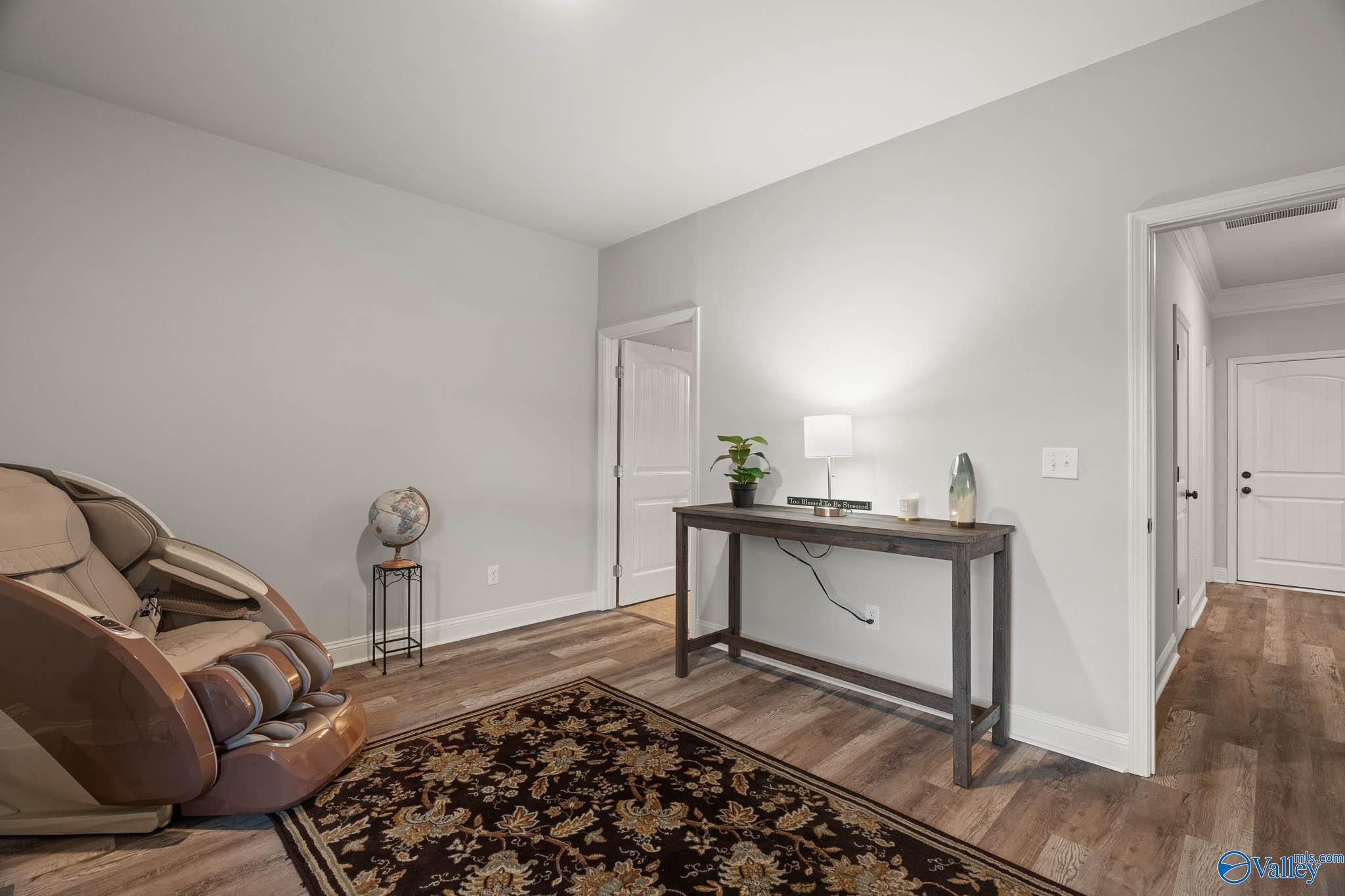110 Bridgemill Avenue