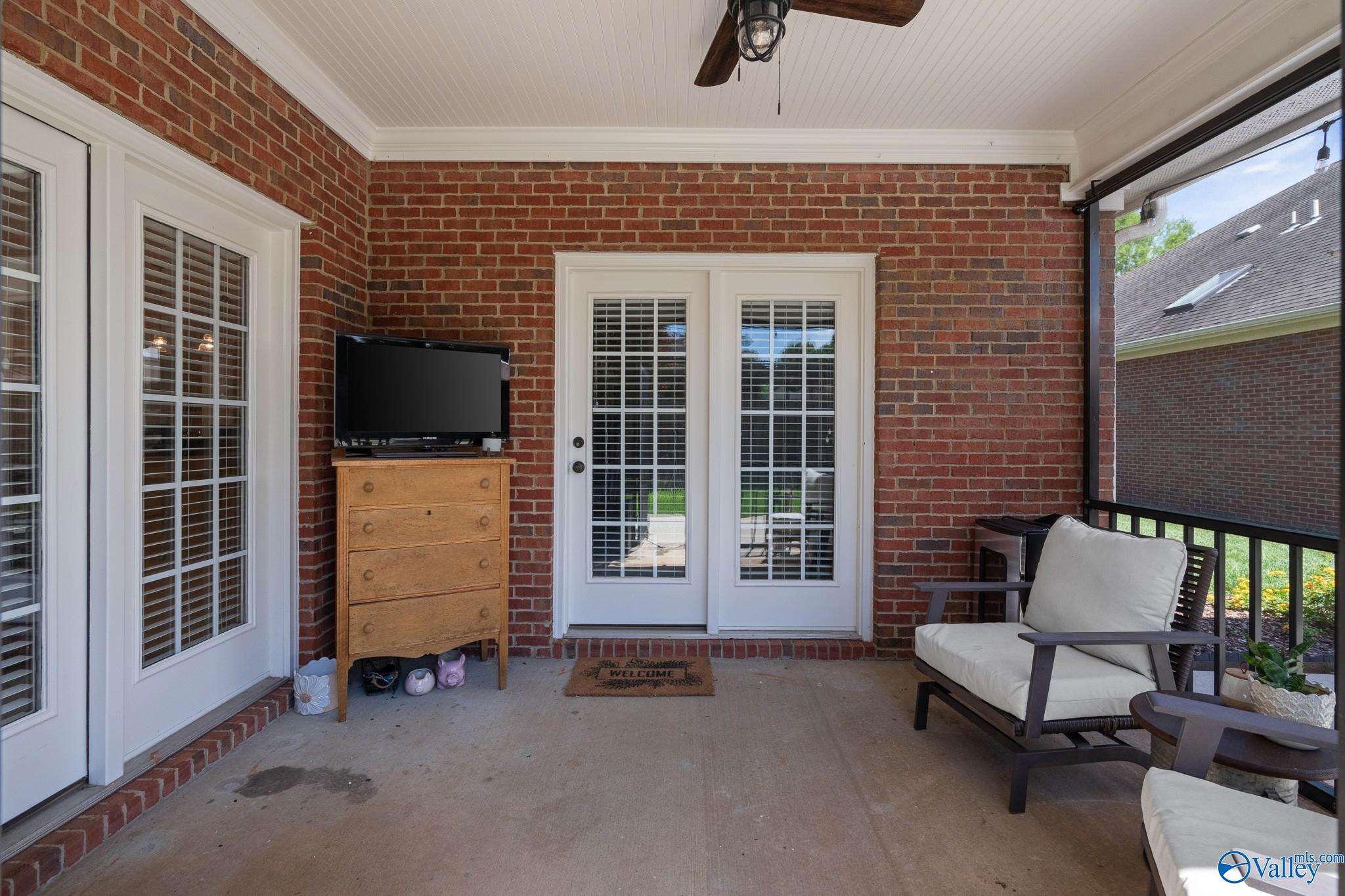 111 Crestmont Road