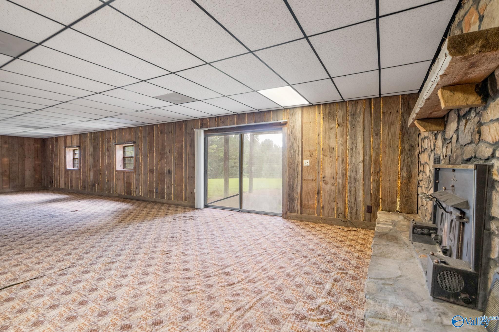 356 Springhill Road NW