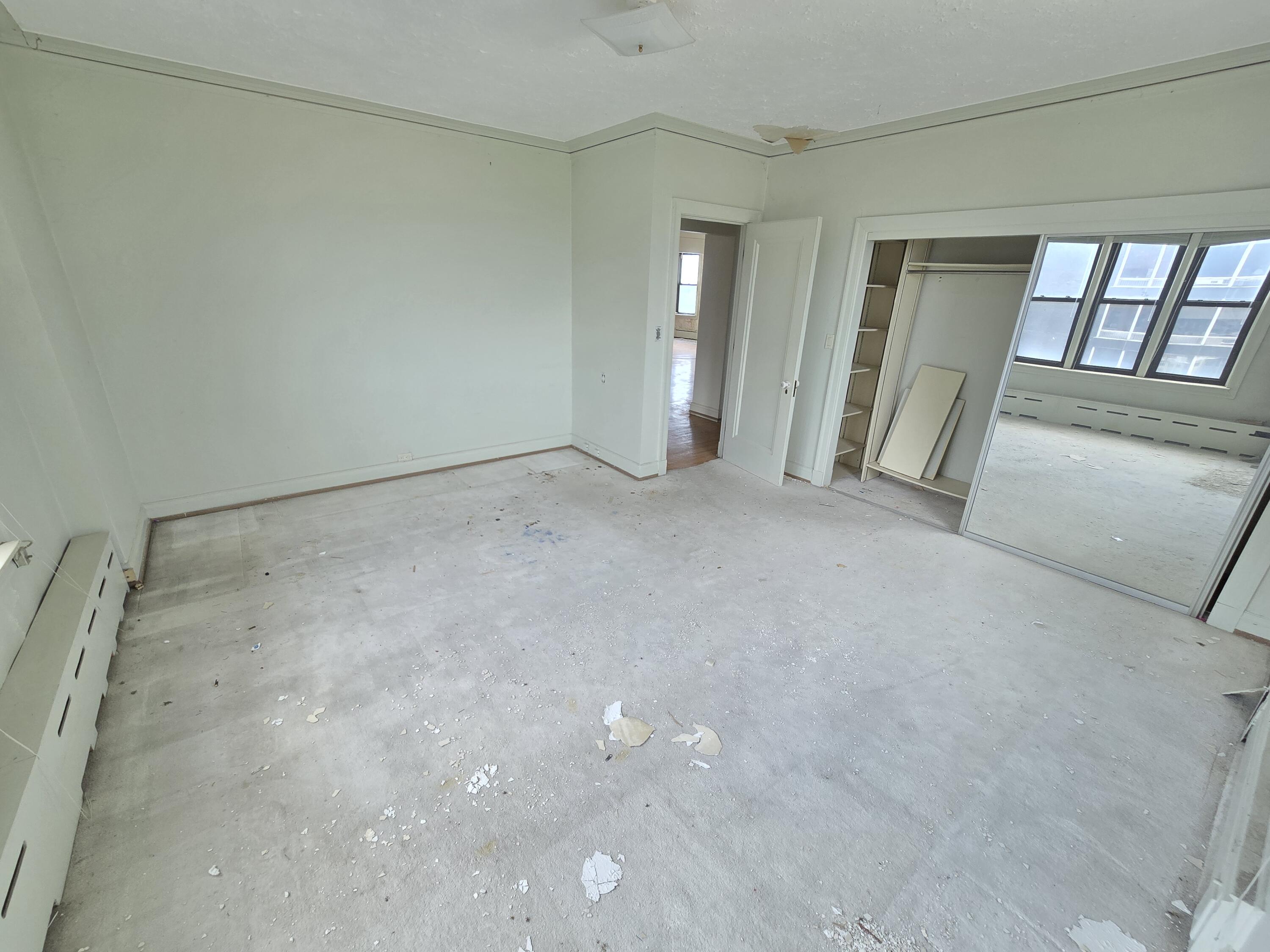 8162 E East Jefferson Ave 16B Avenue