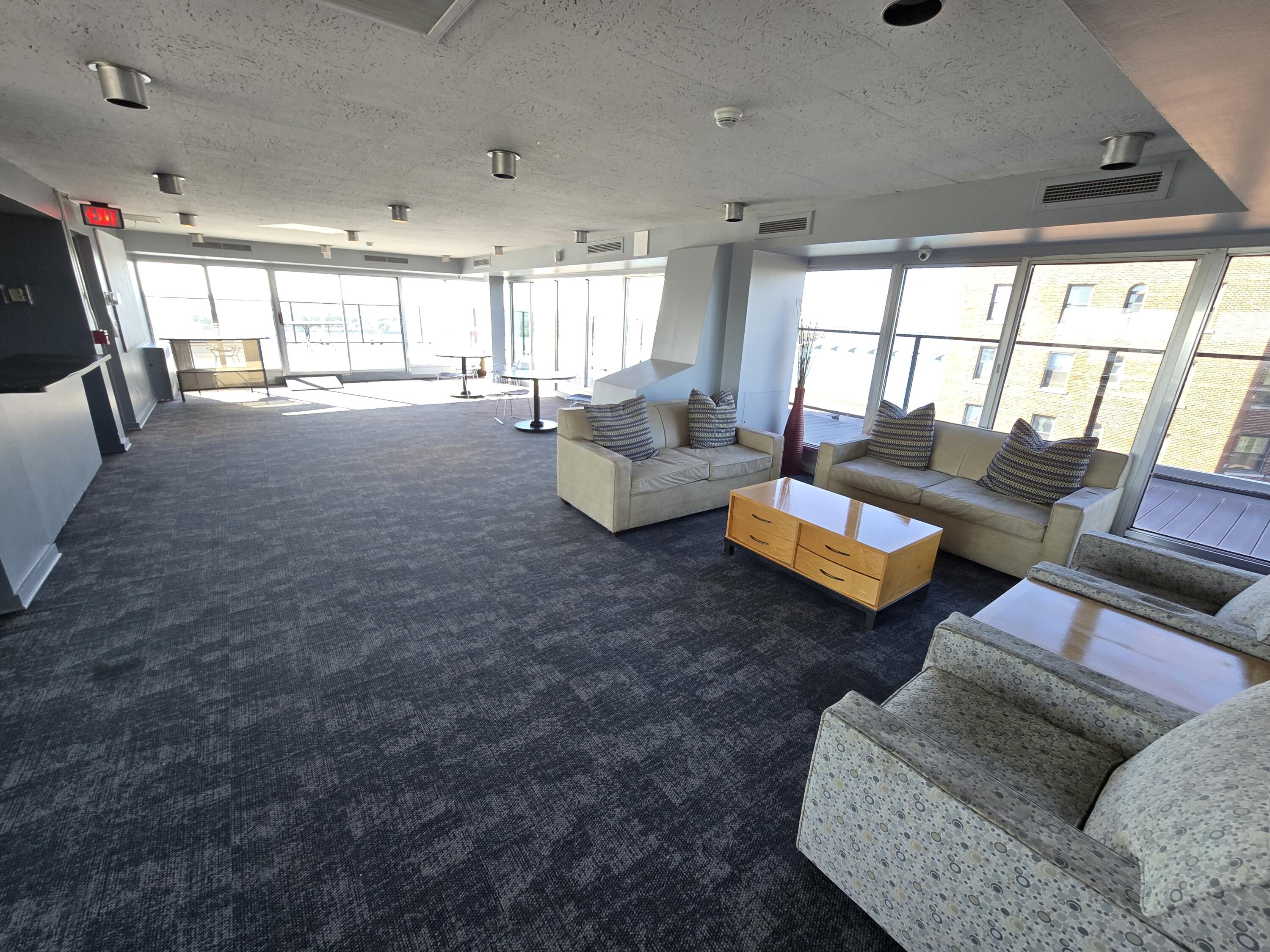 8200 E Jefferson Avenue 1406
