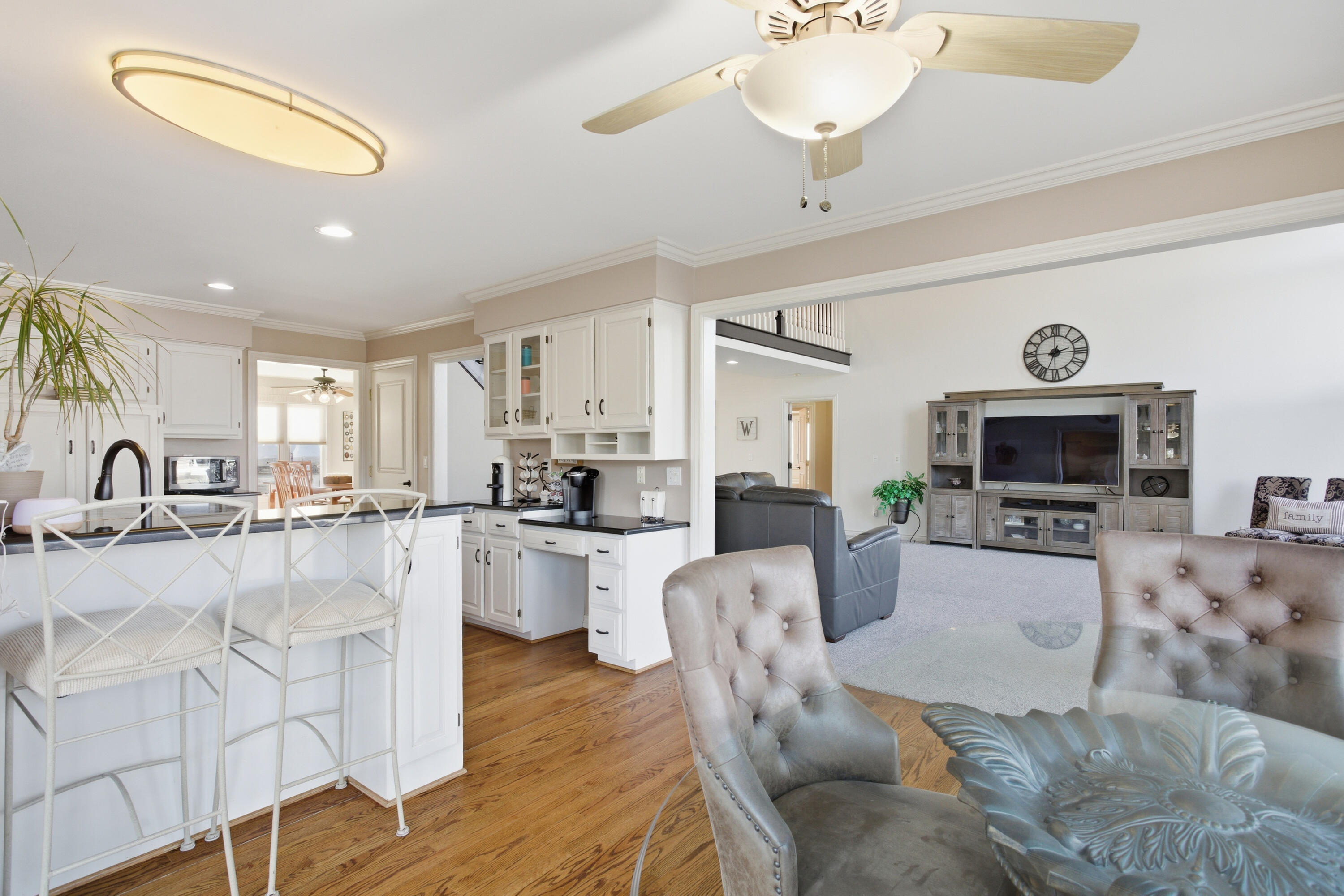 31595 North River Road