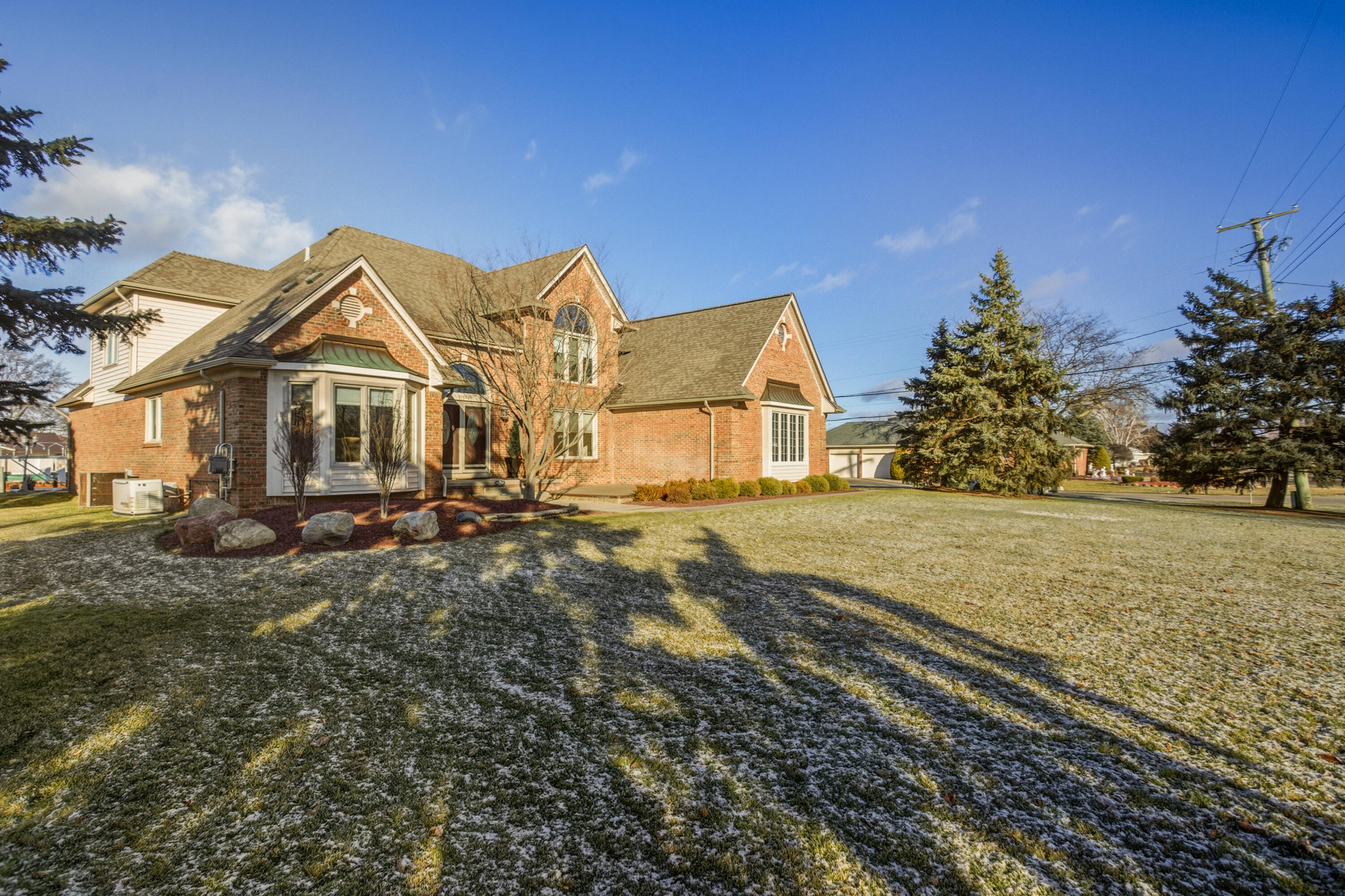 31595 North River Road