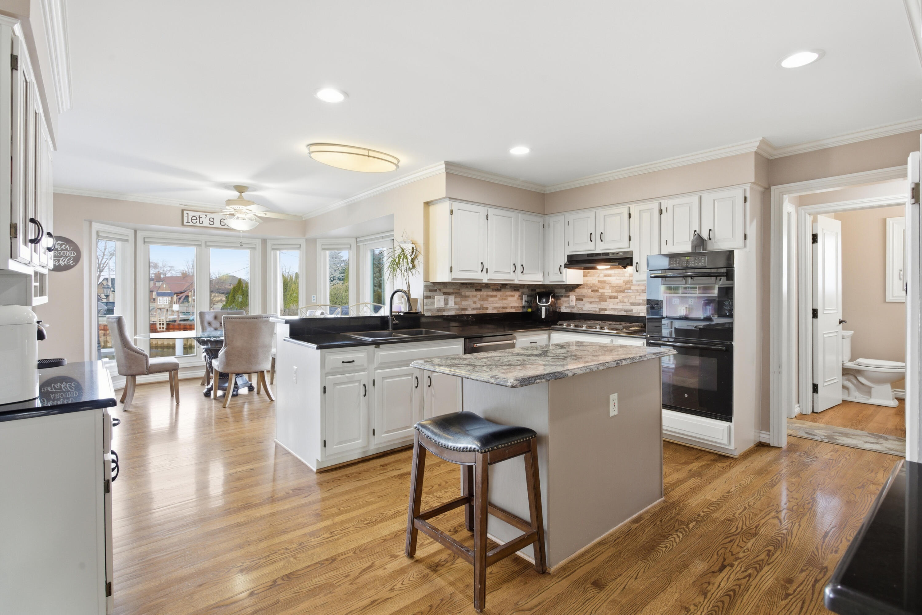 31595 North River Road