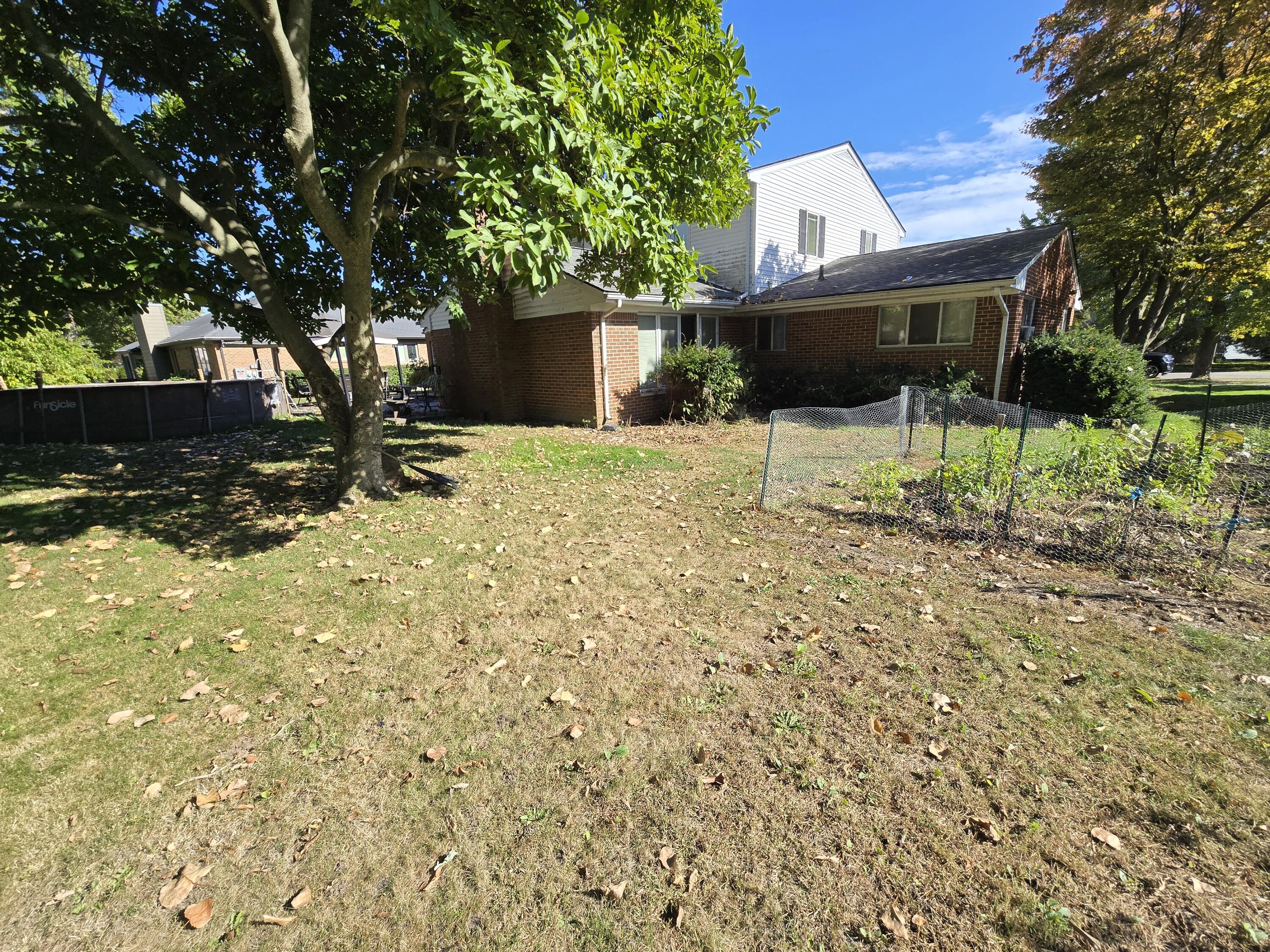 37095 Highview Street