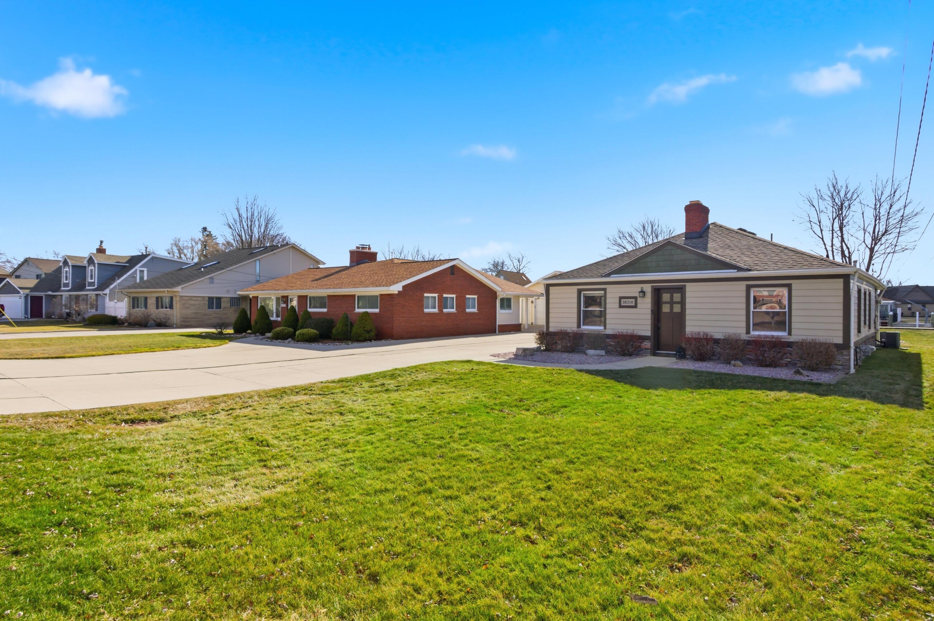 38310 Huron Pointe Drive
