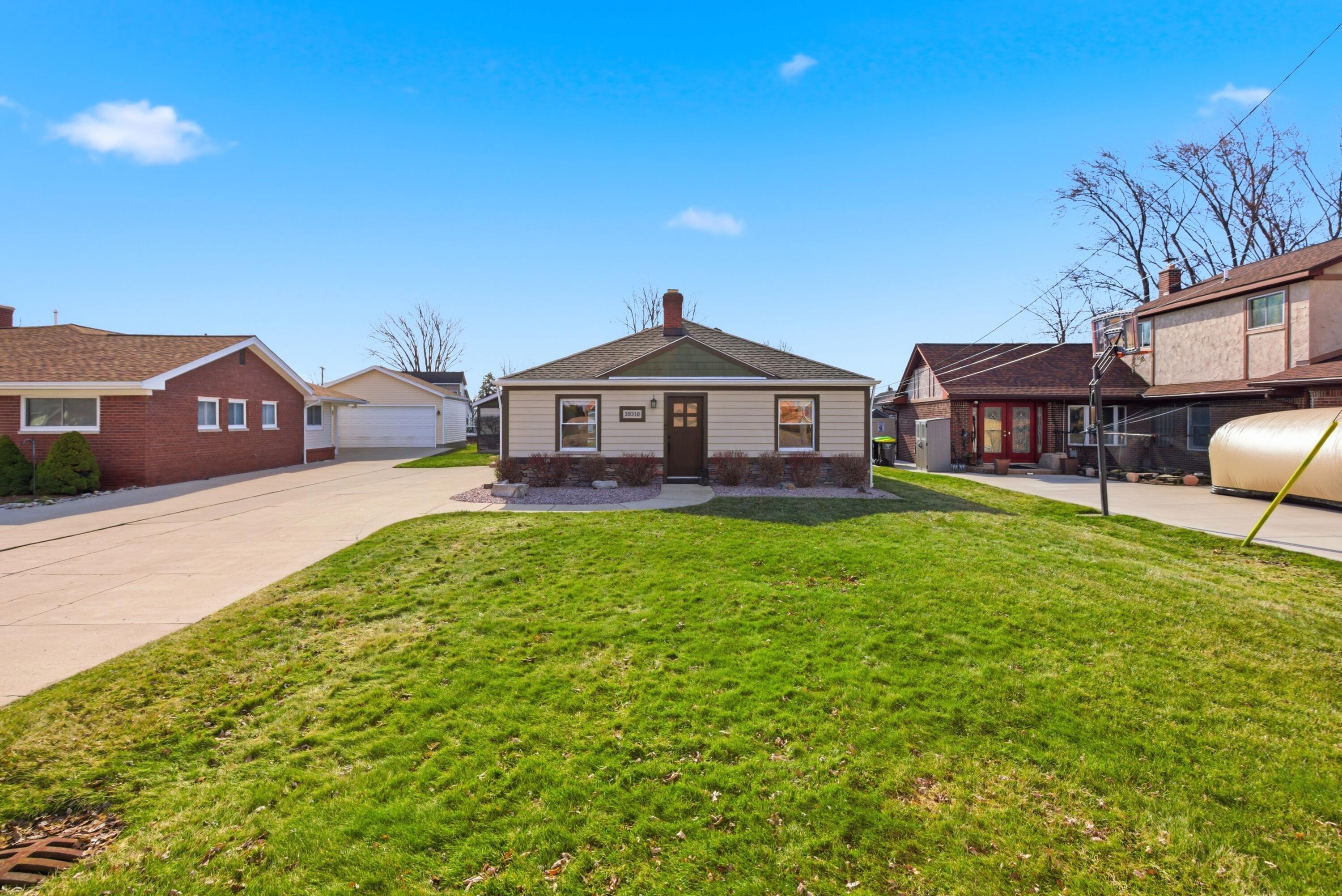 38310 Huron Pointe Drive