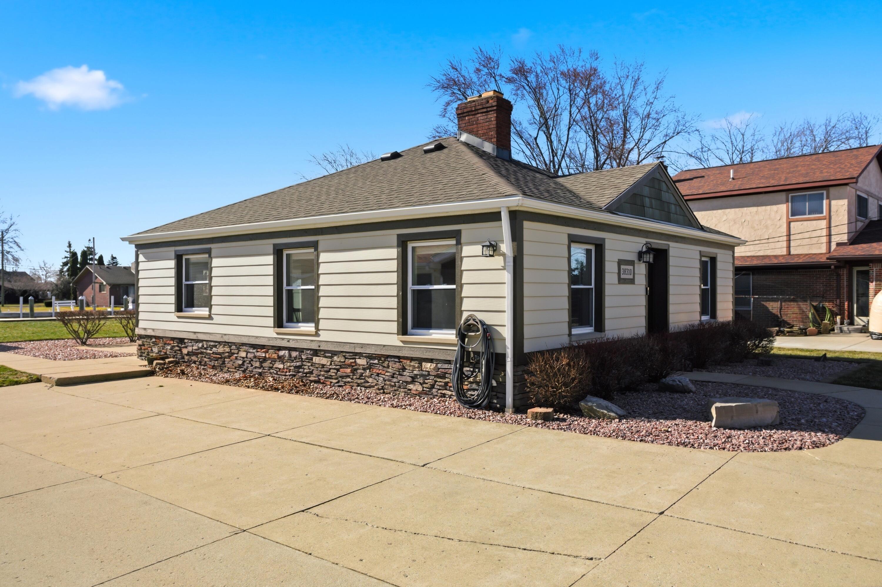 38310 Huron Pointe Drive
