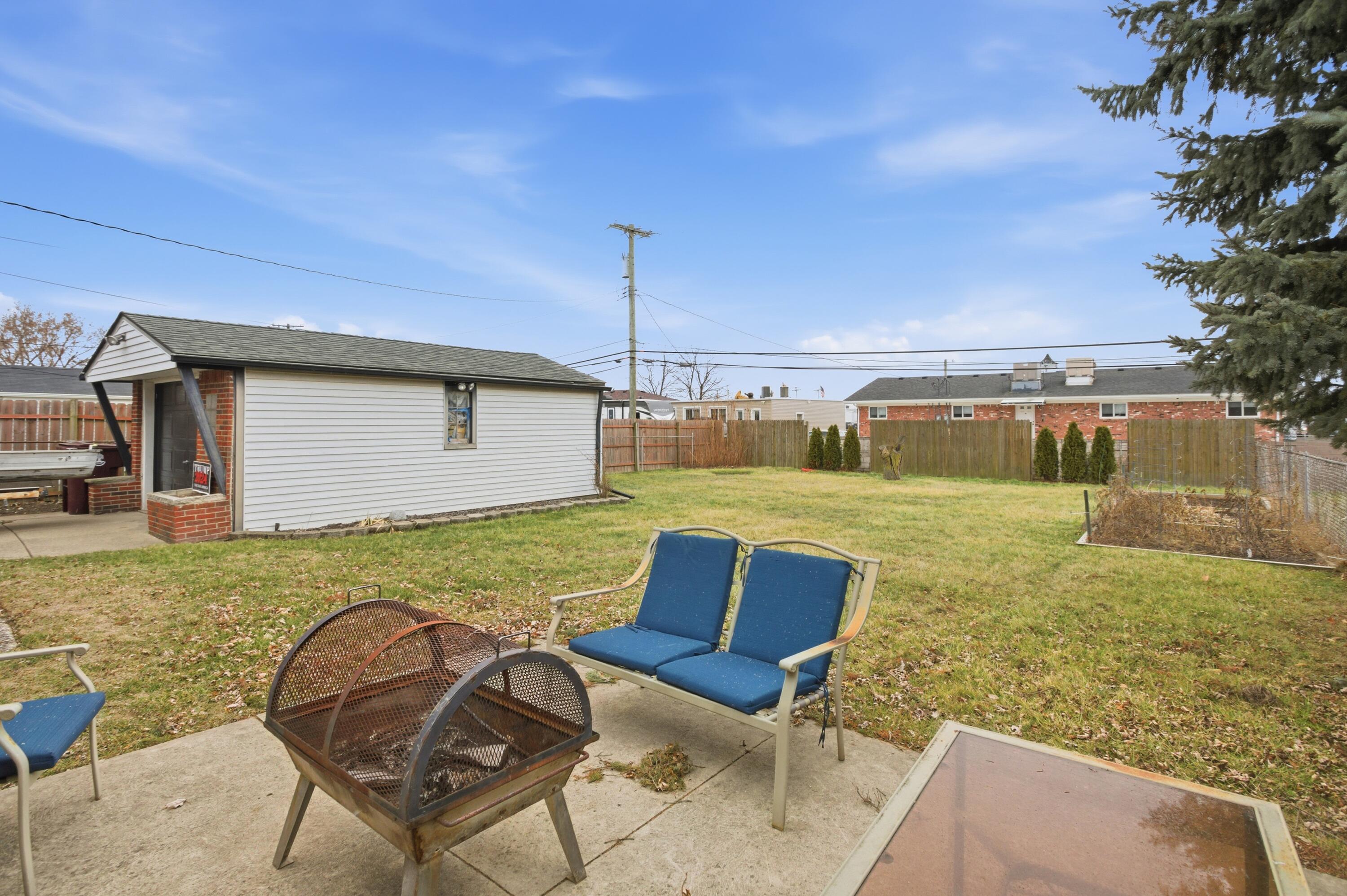 7324 Mckinley