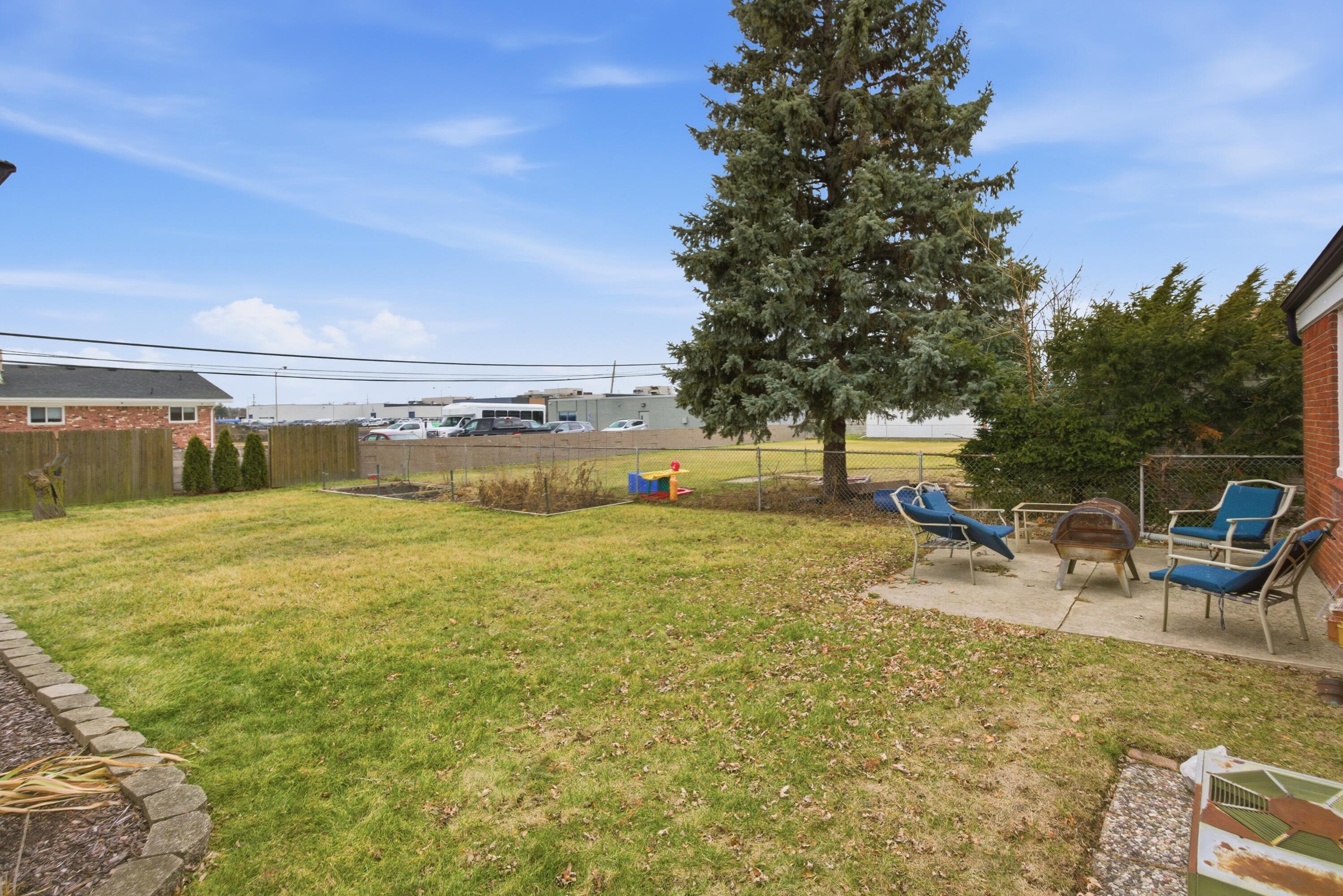 7324 Mckinley