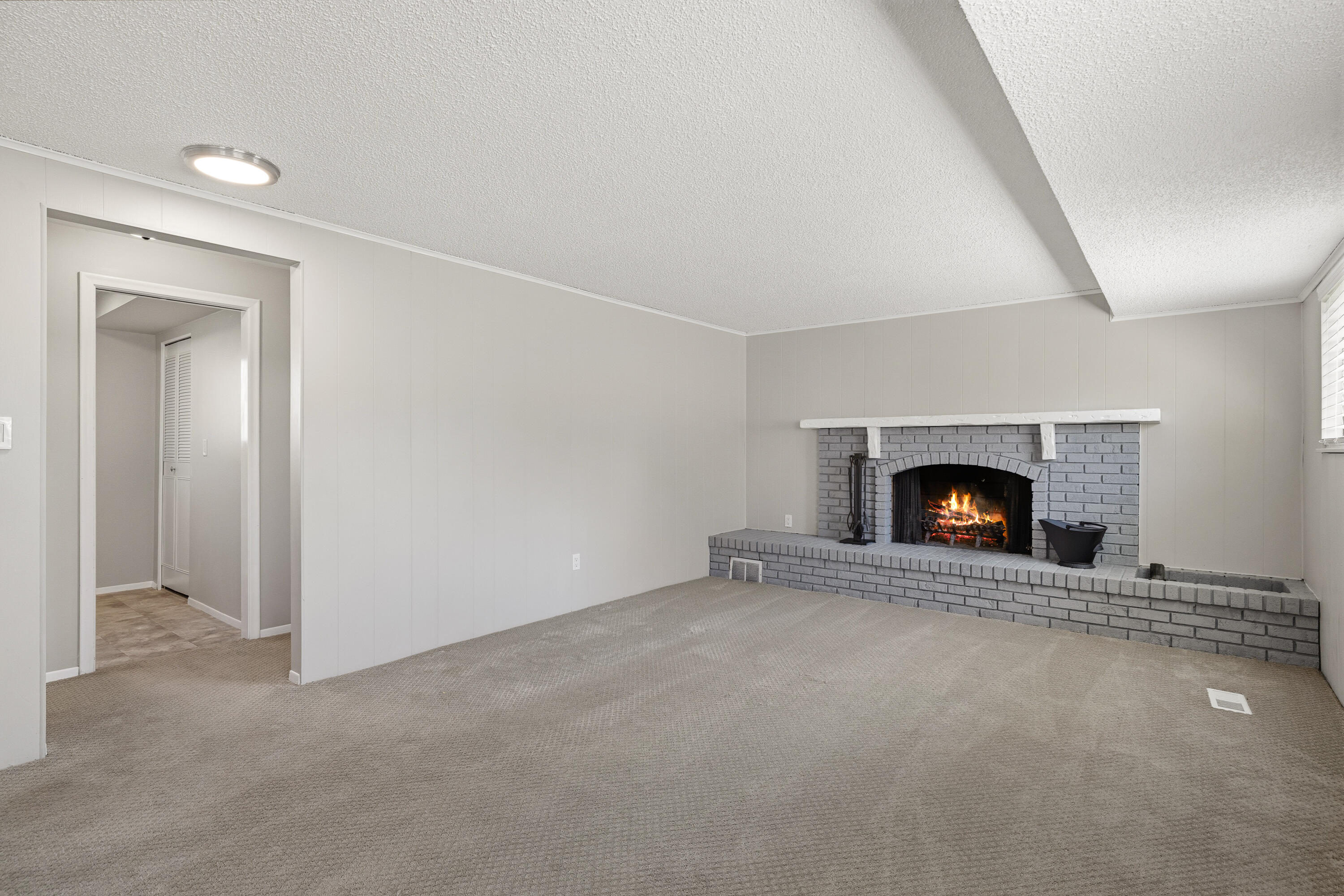 39259 N Blom Drive