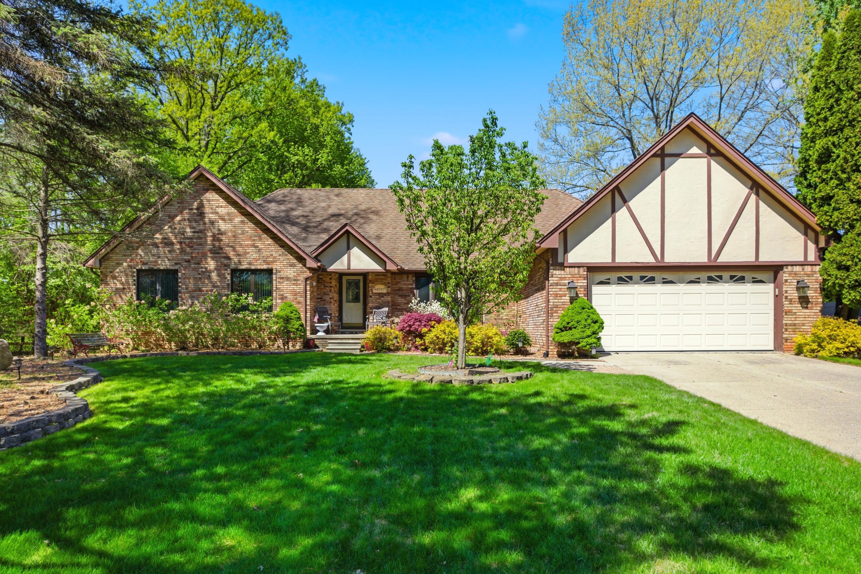 48797 Lansdowne Court