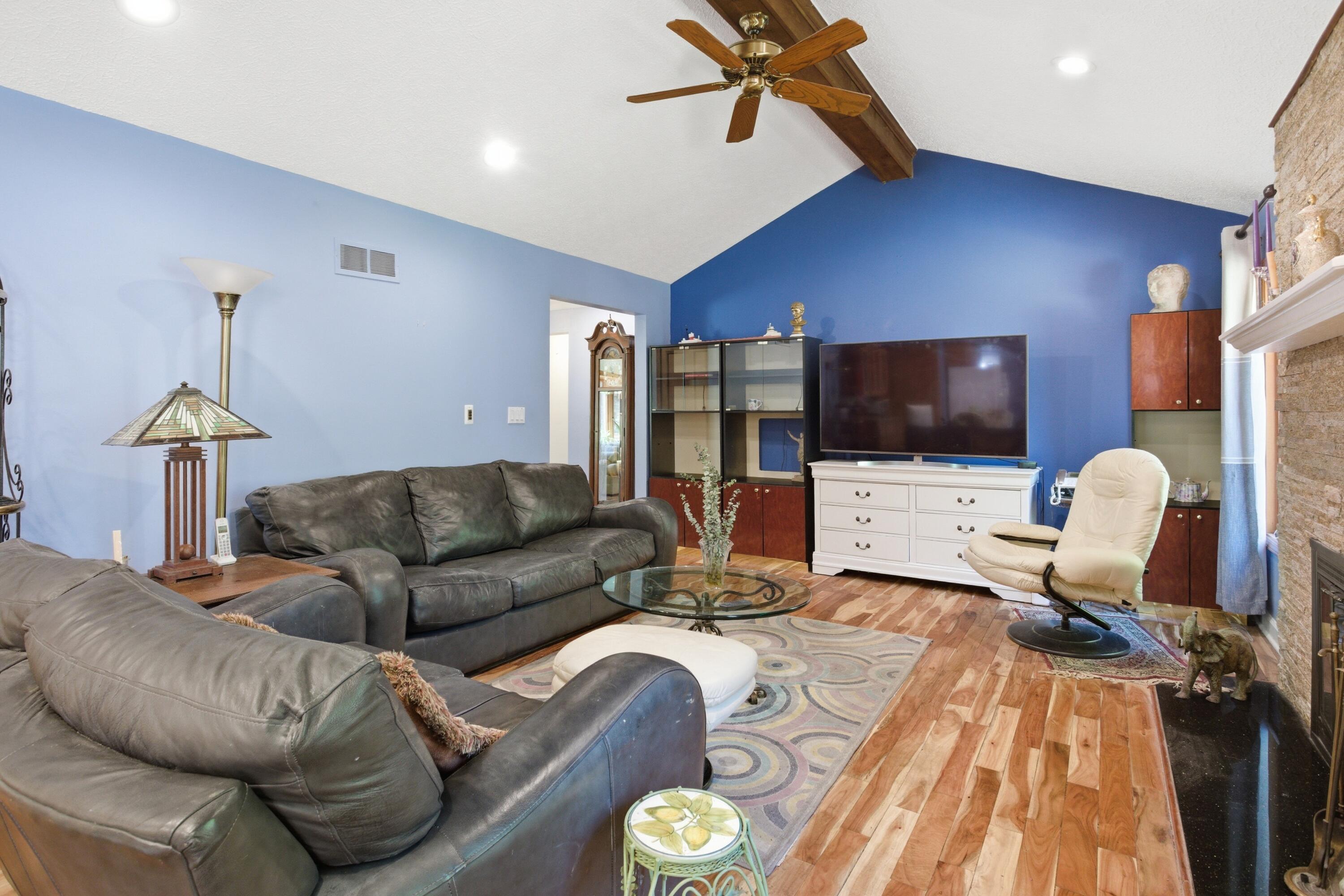48797 Lansdowne Court