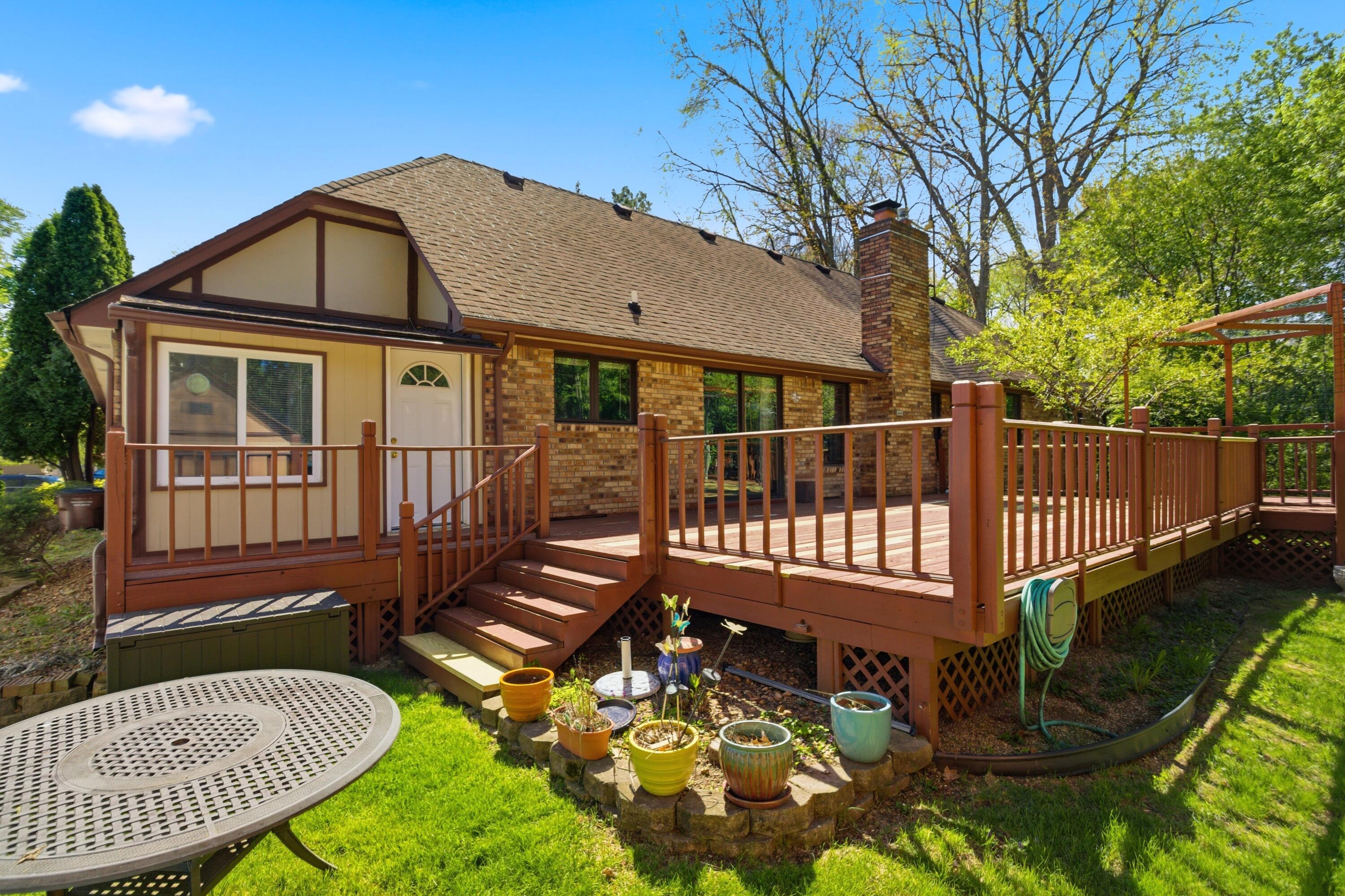 48797 Lansdowne Court