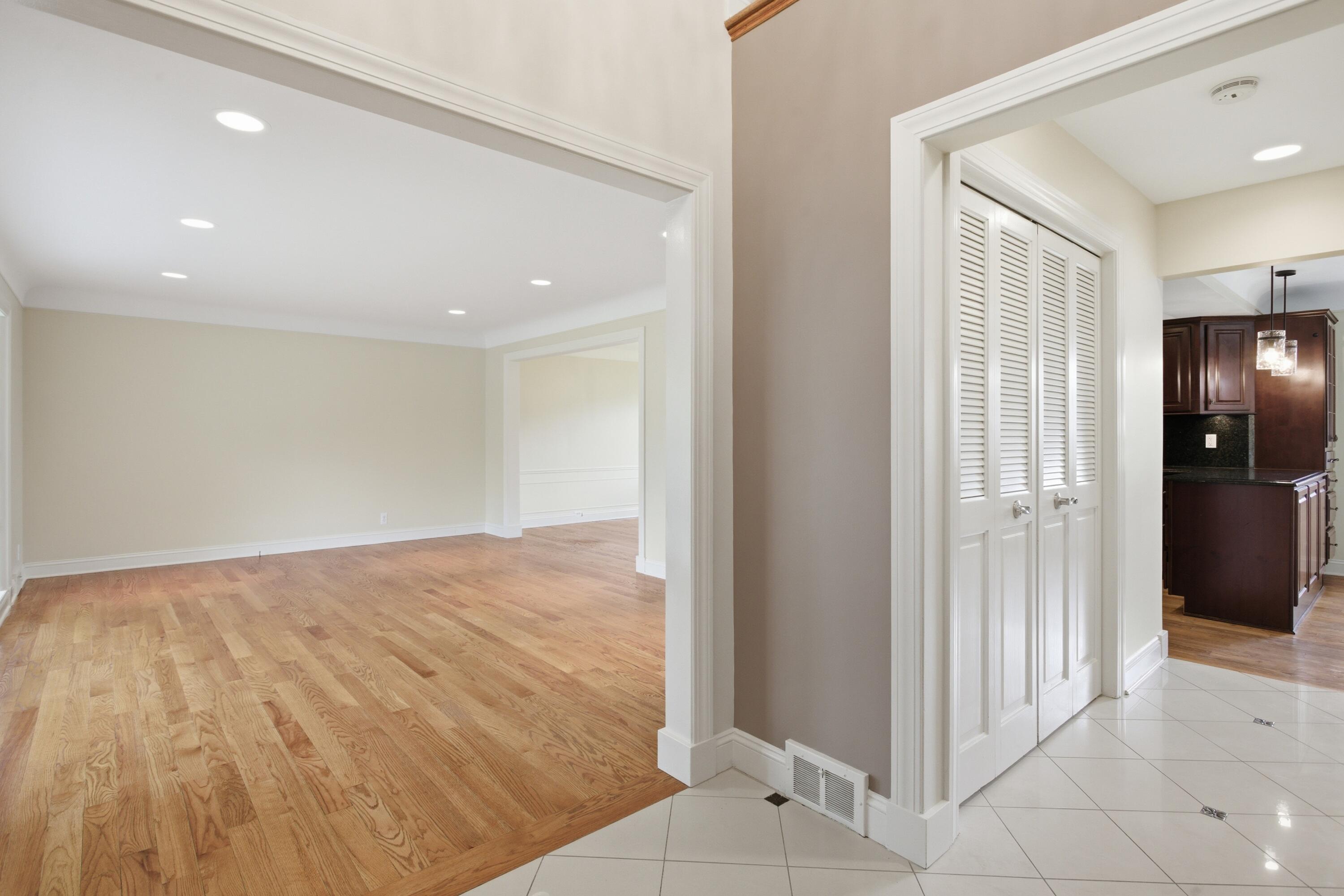 653 Perrien Place