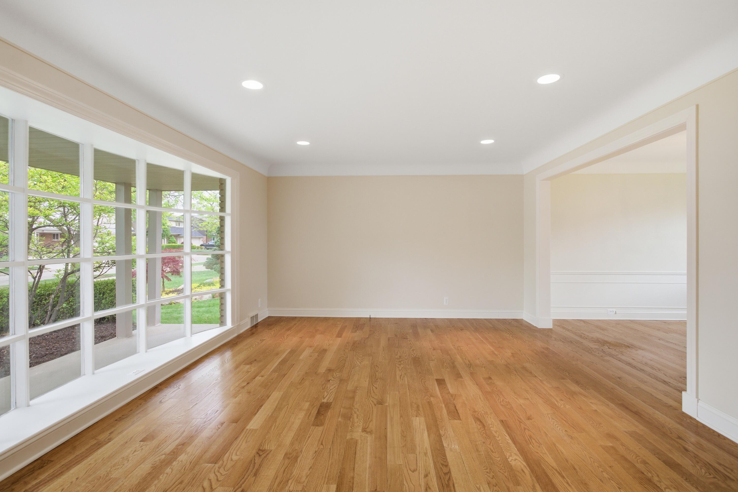 653 Perrien Place