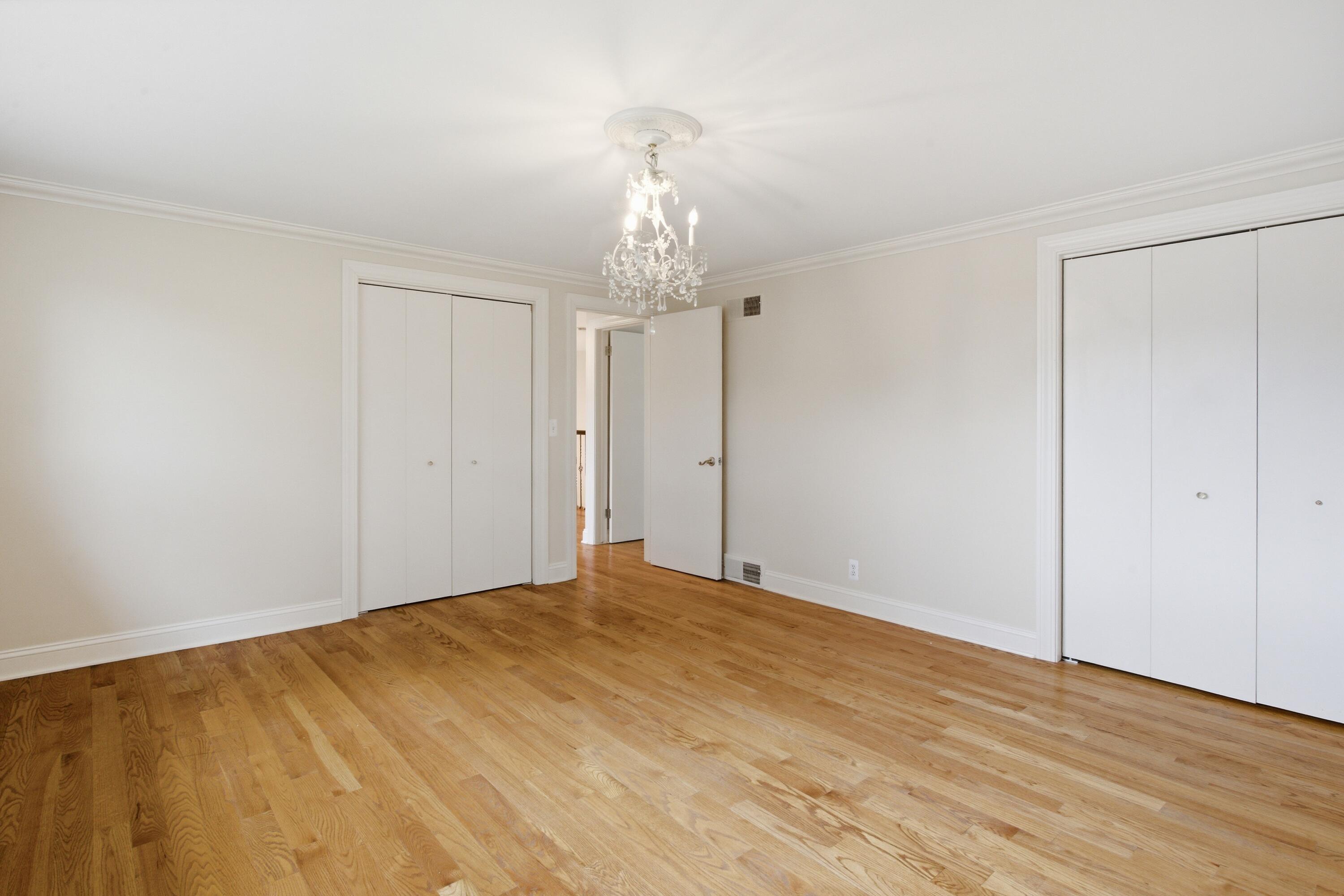 653 Perrien Place