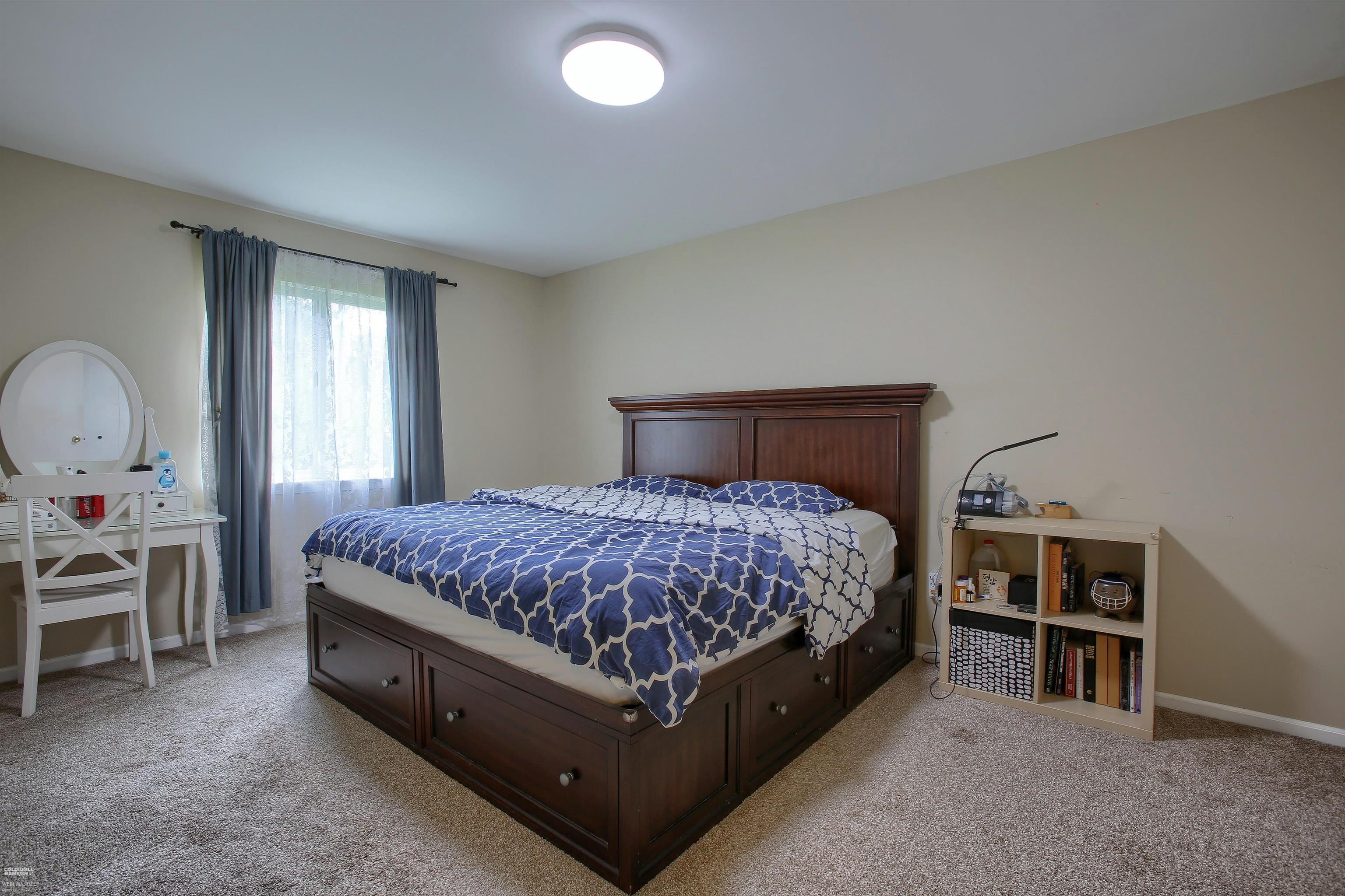 5507 Seabreeze Lane