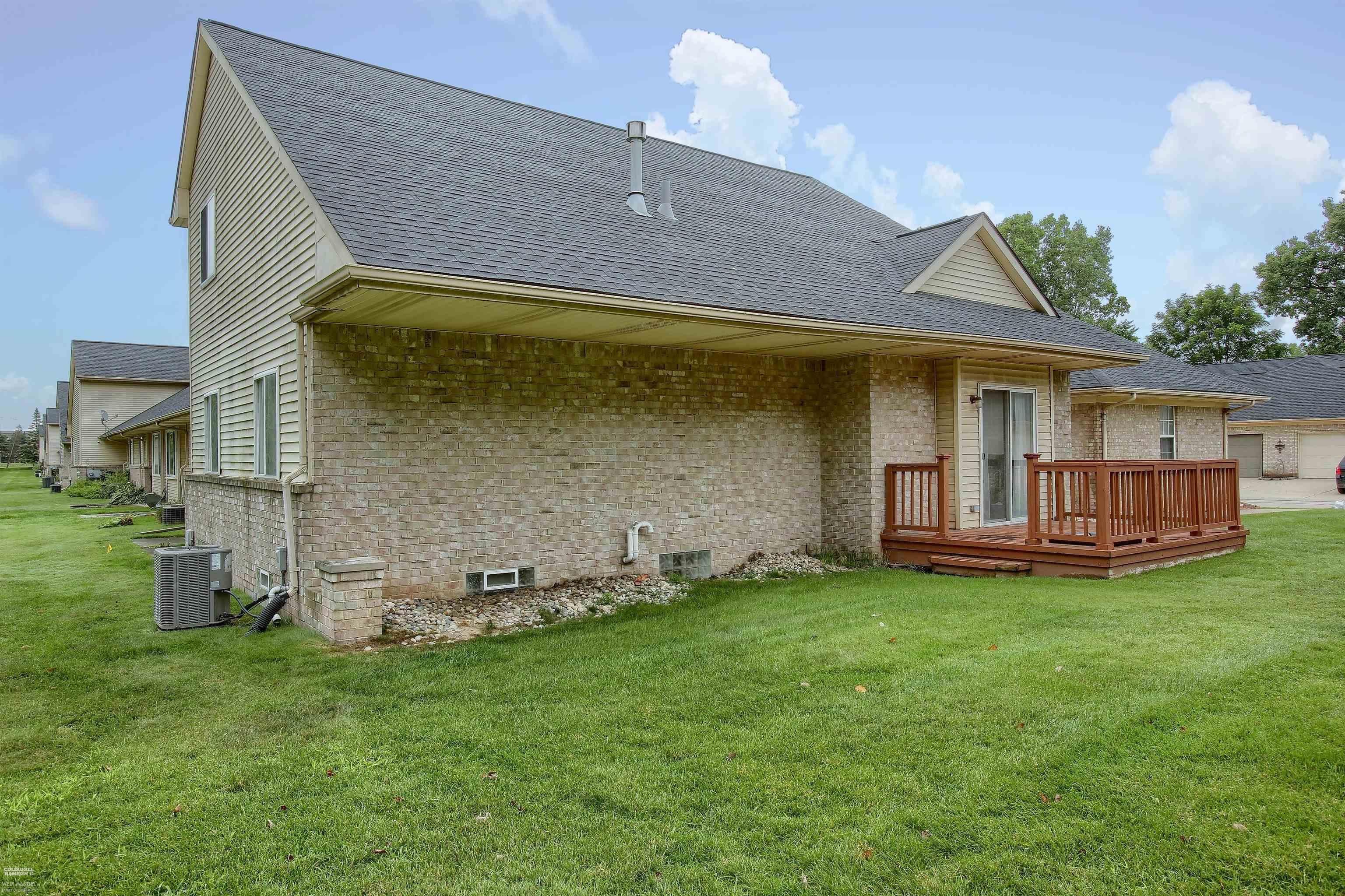 5507 Seabreeze Lane
