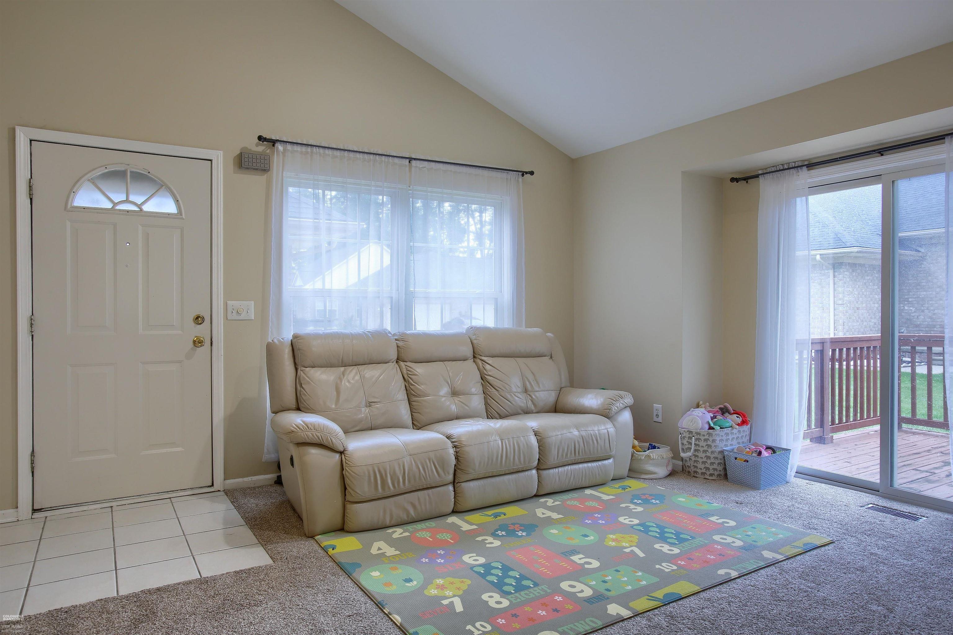 5507 Seabreeze Lane