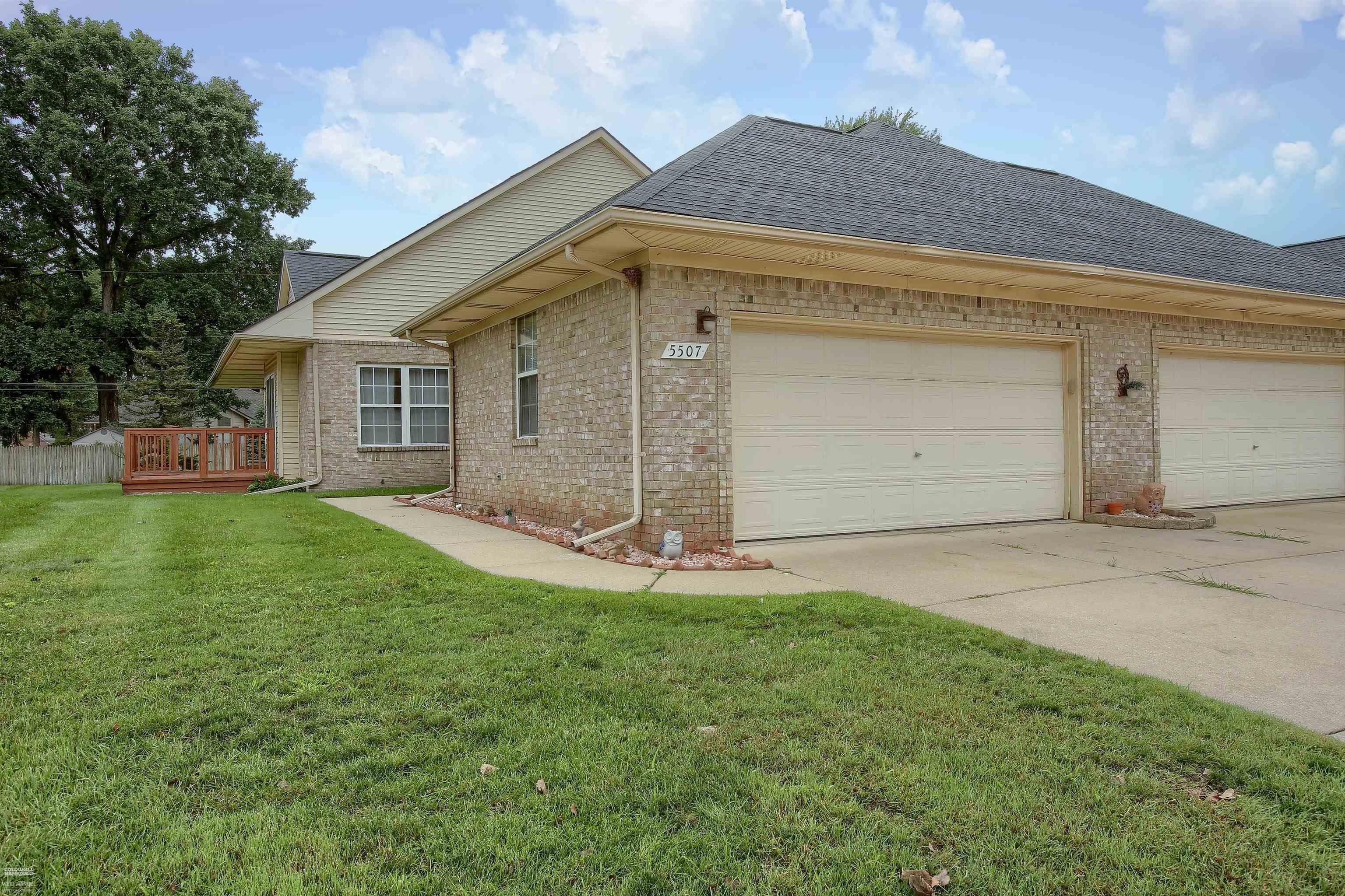 5507 Seabreeze Lane