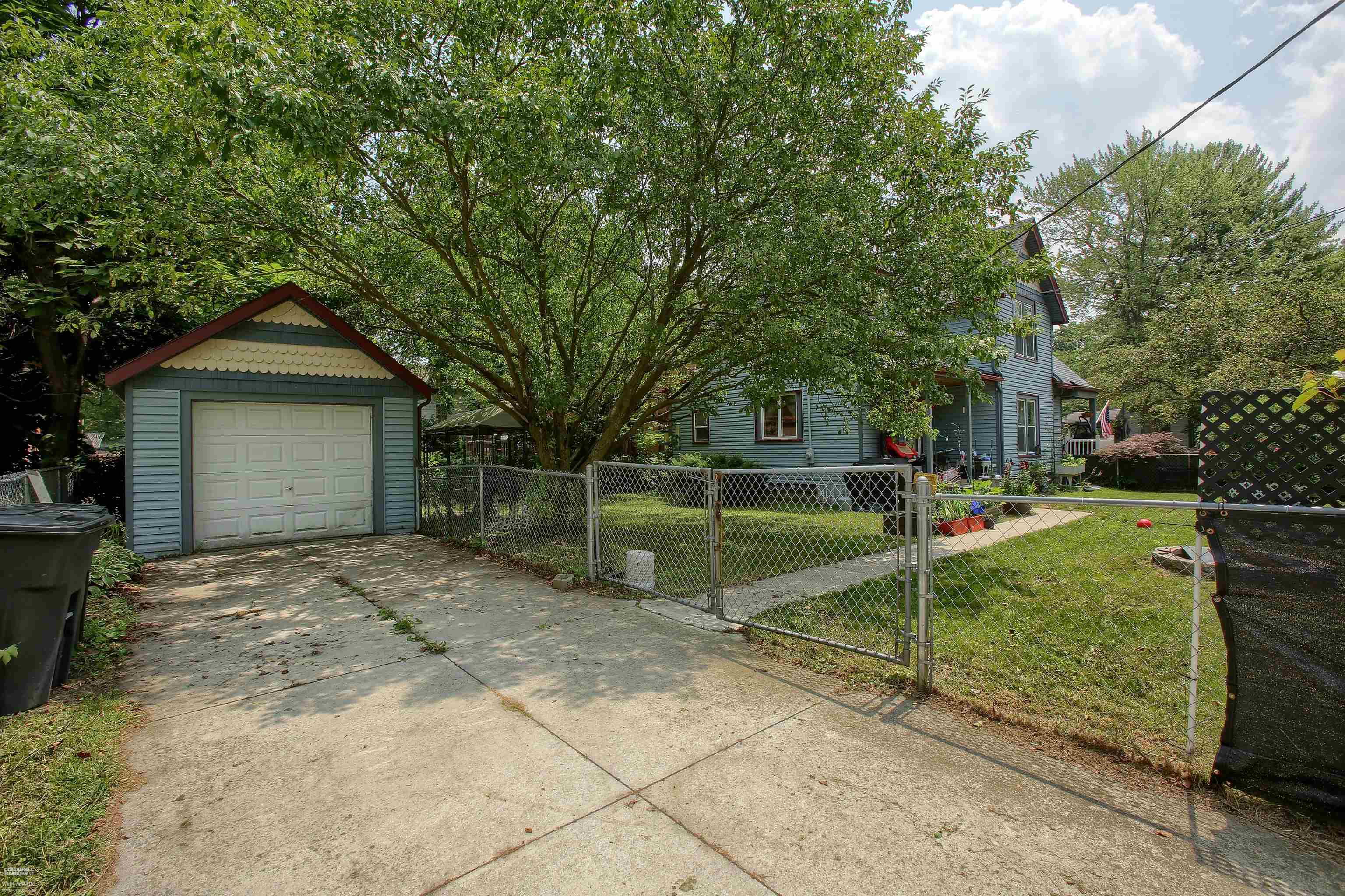 112 Lincoln Street
