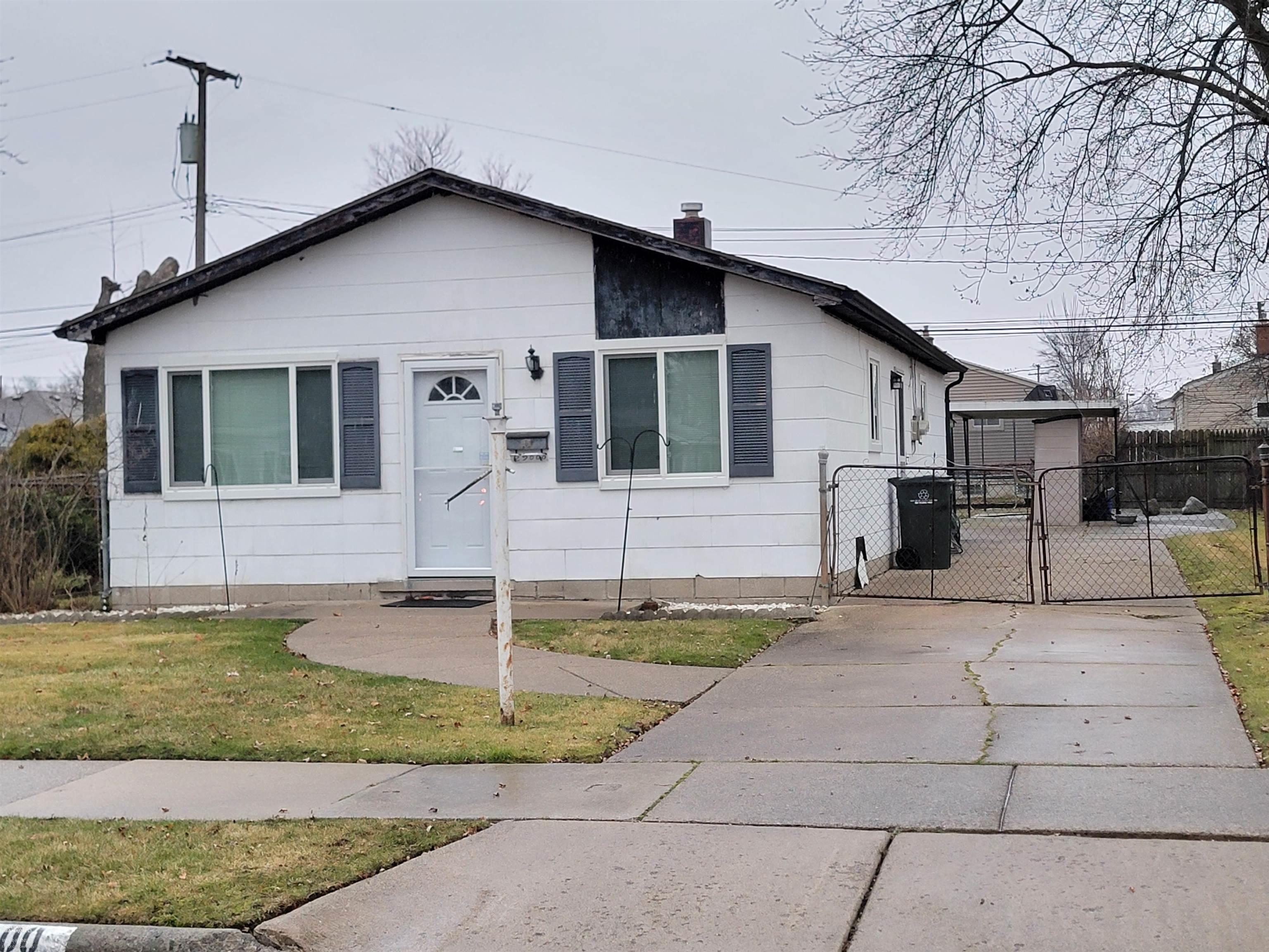 29000 Rosebriar Street