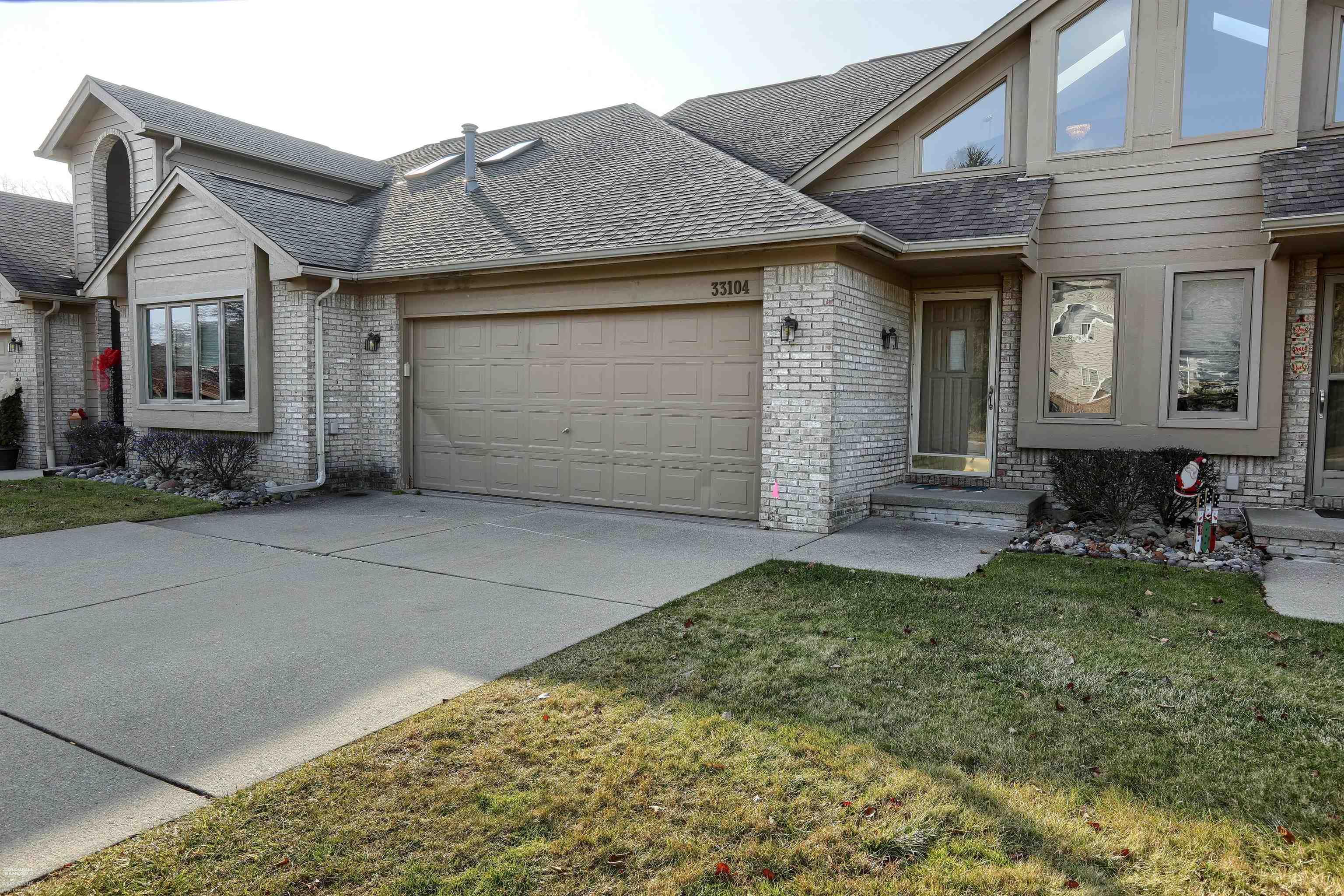 33104 Whispering Lane