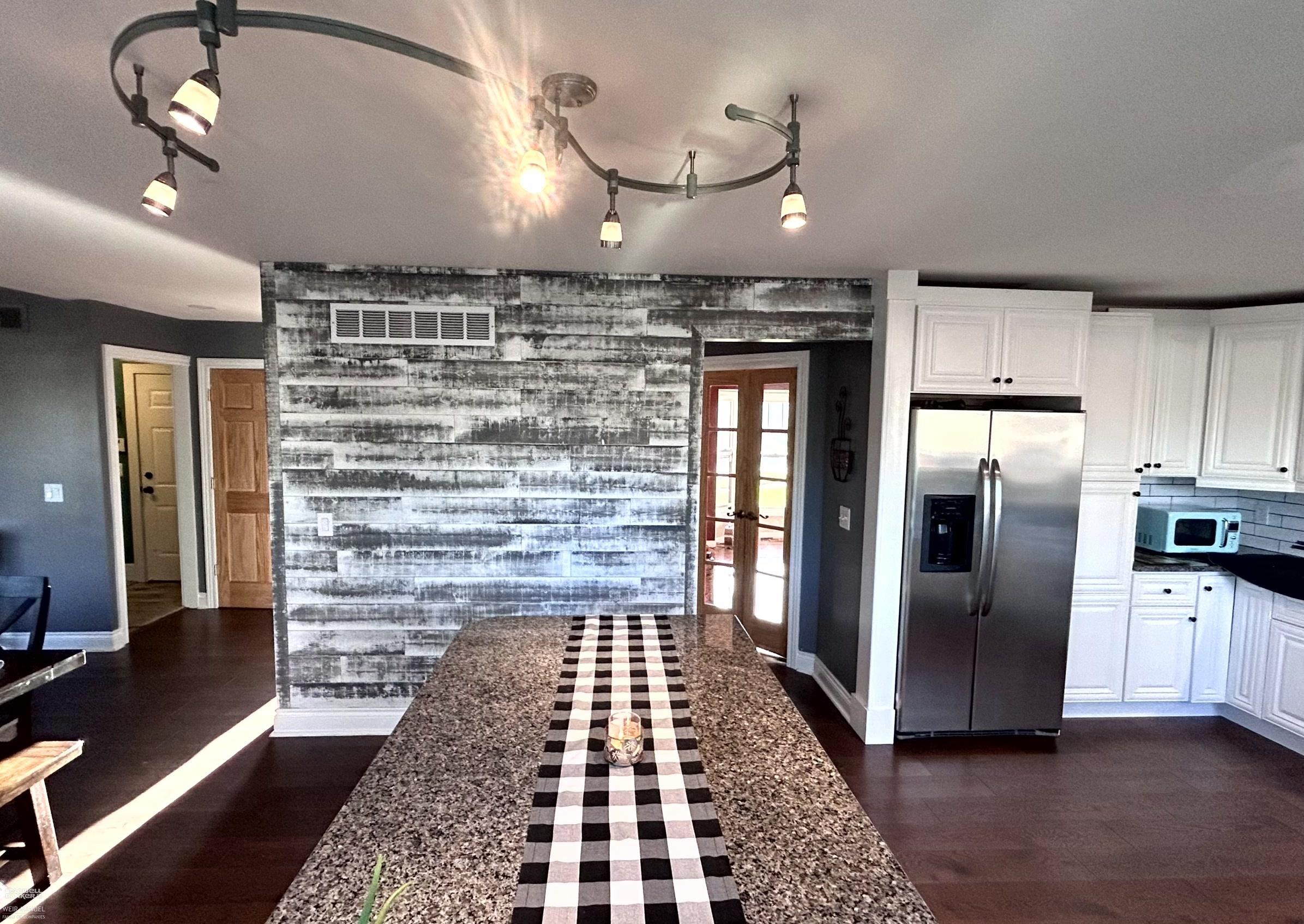 52504 Mary Martin Drive