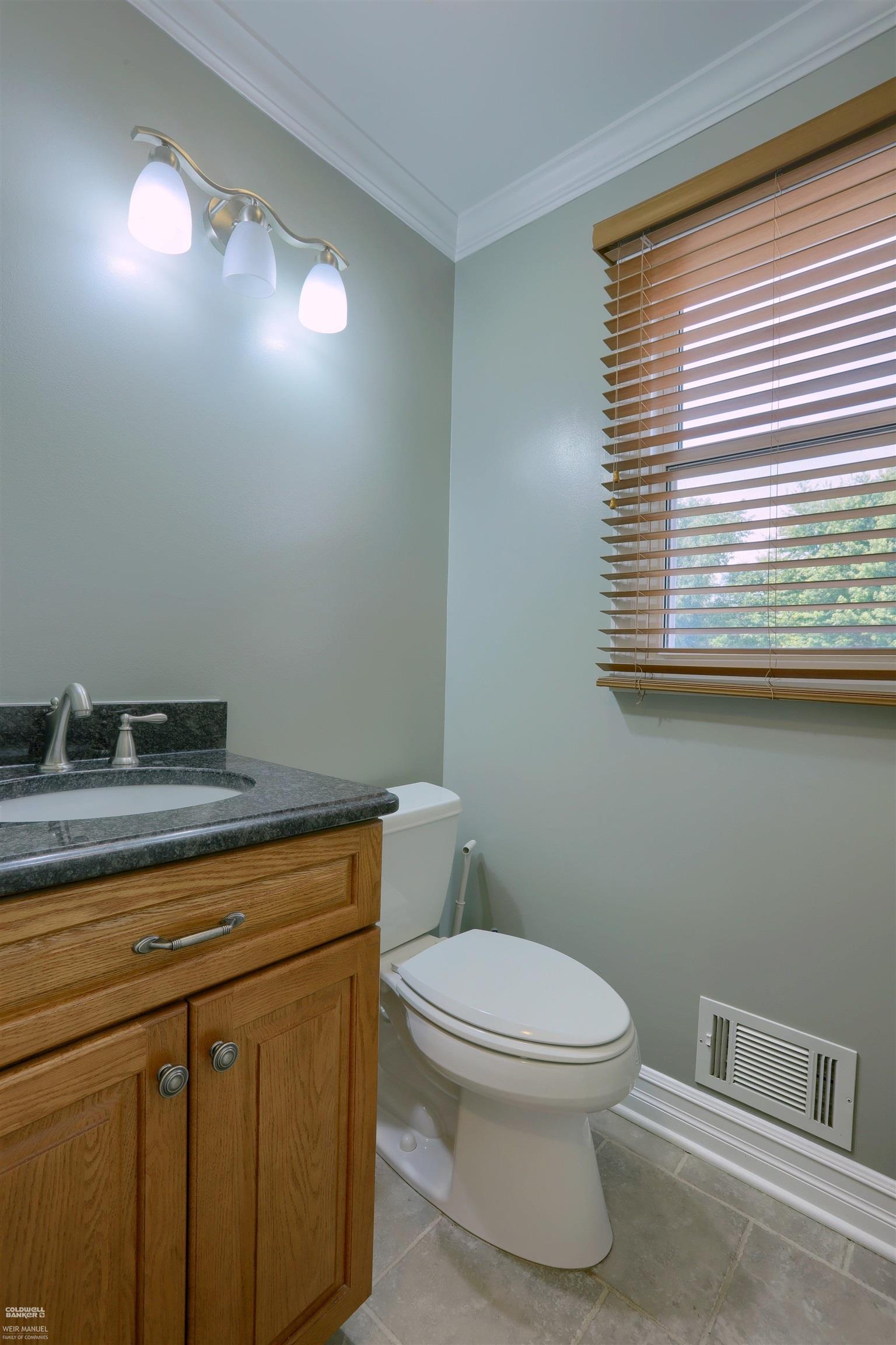 48483 Carmine Court