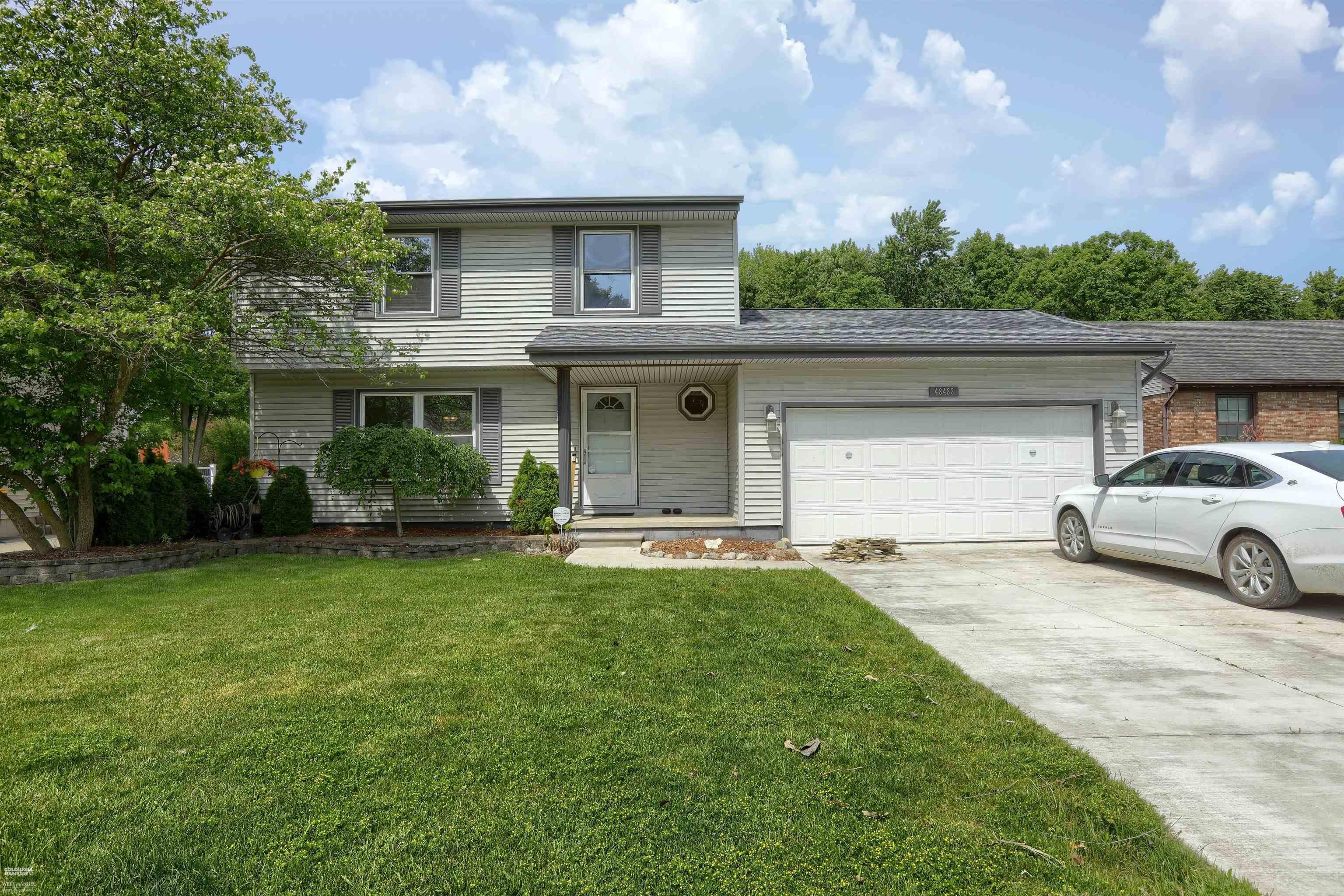 48483 Carmine Court