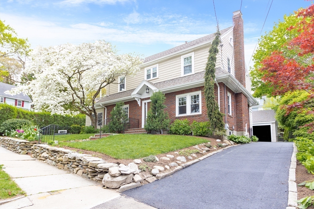 77 Walden Street