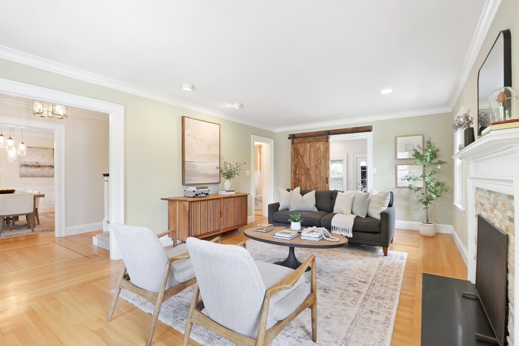 77 Walden Street