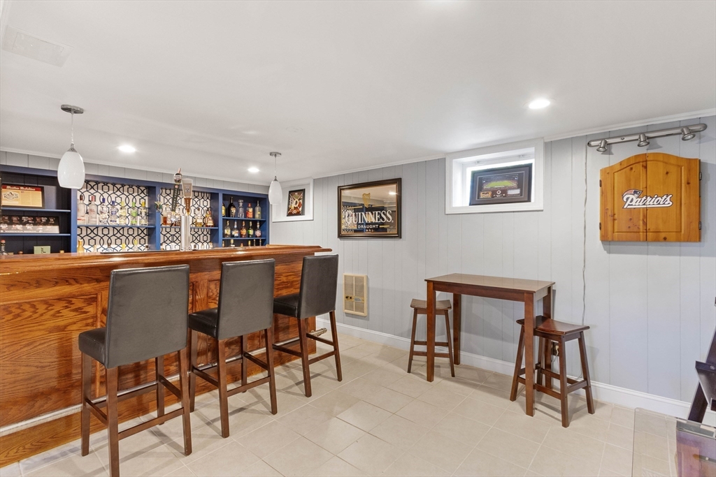 6 Cole Rd