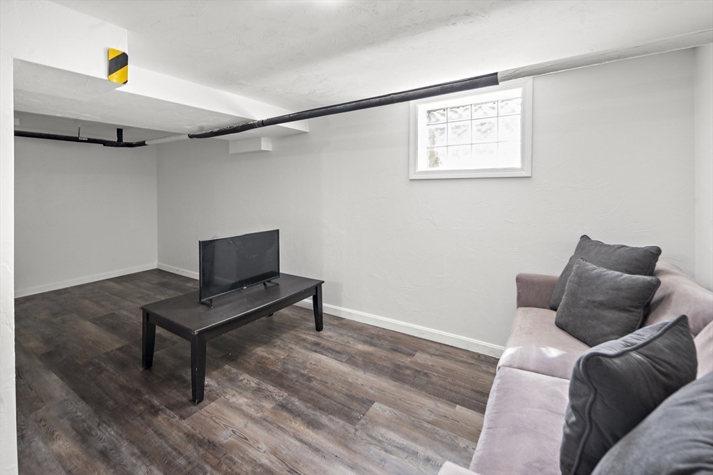 354 Lexington Street # 354