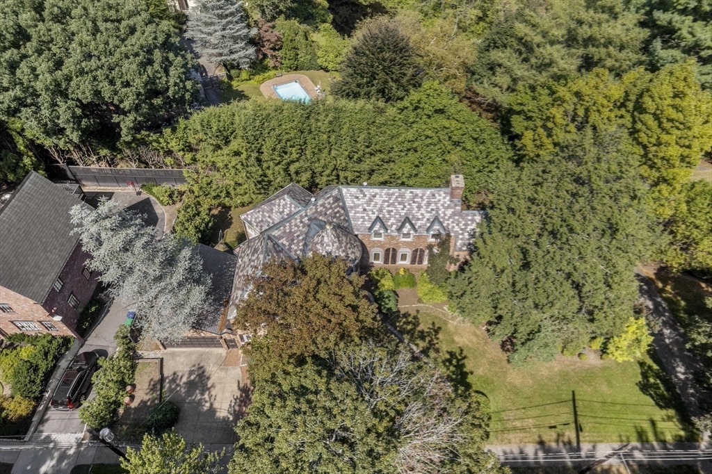 205 Waban Ave