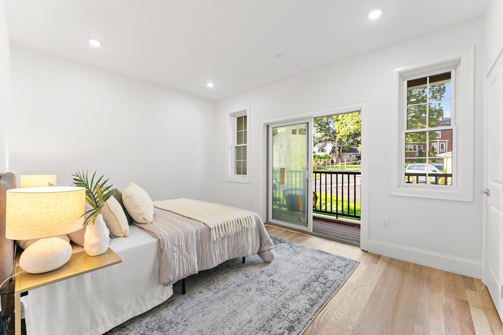 272 Lincoln Street # 101