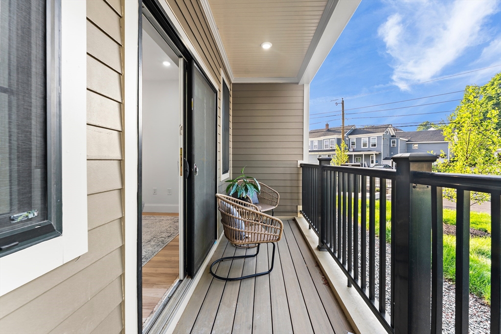 272 Lincoln Street # 101